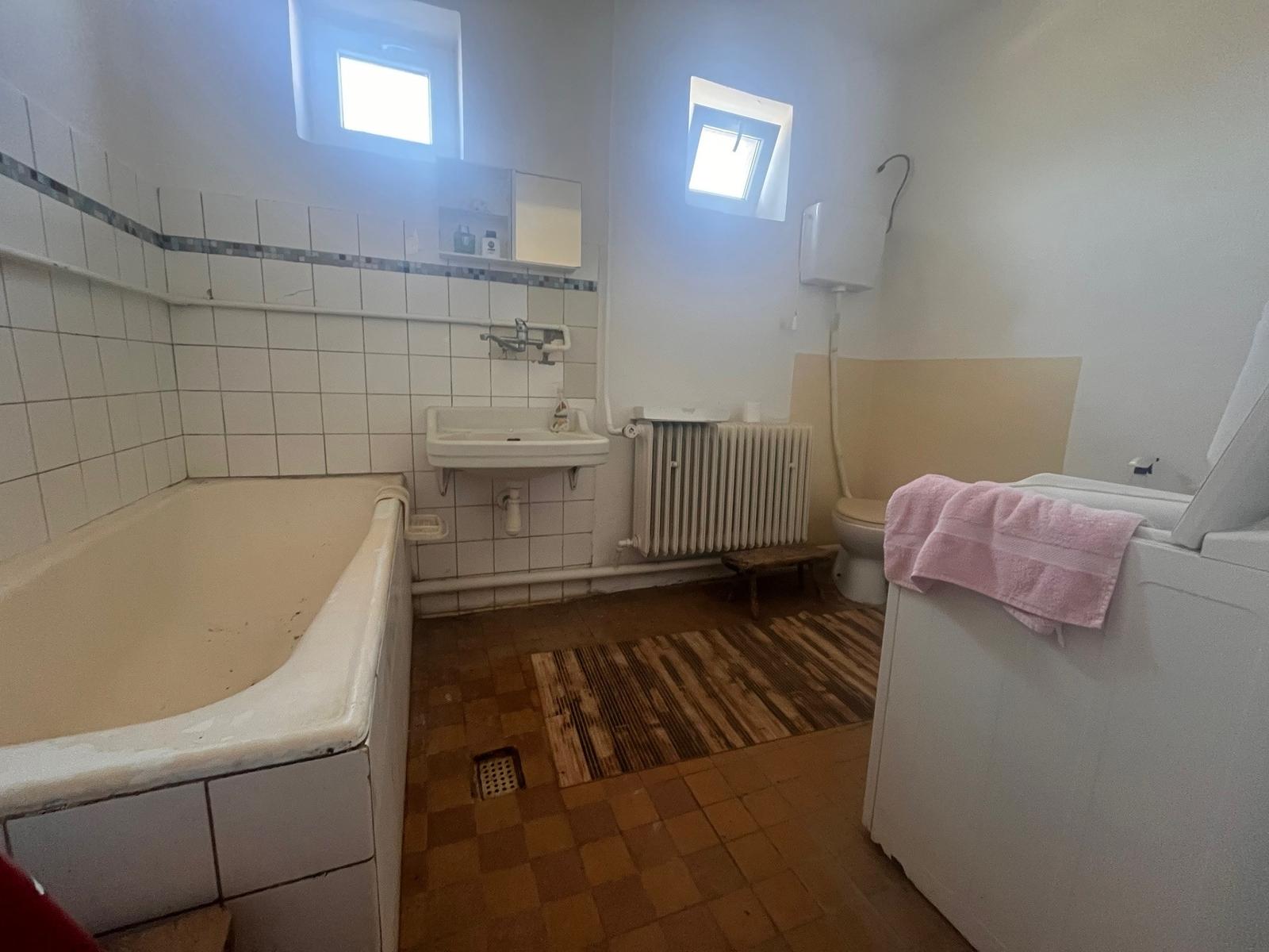 Rodinný dom okamžite obývateľný. – fotka 2