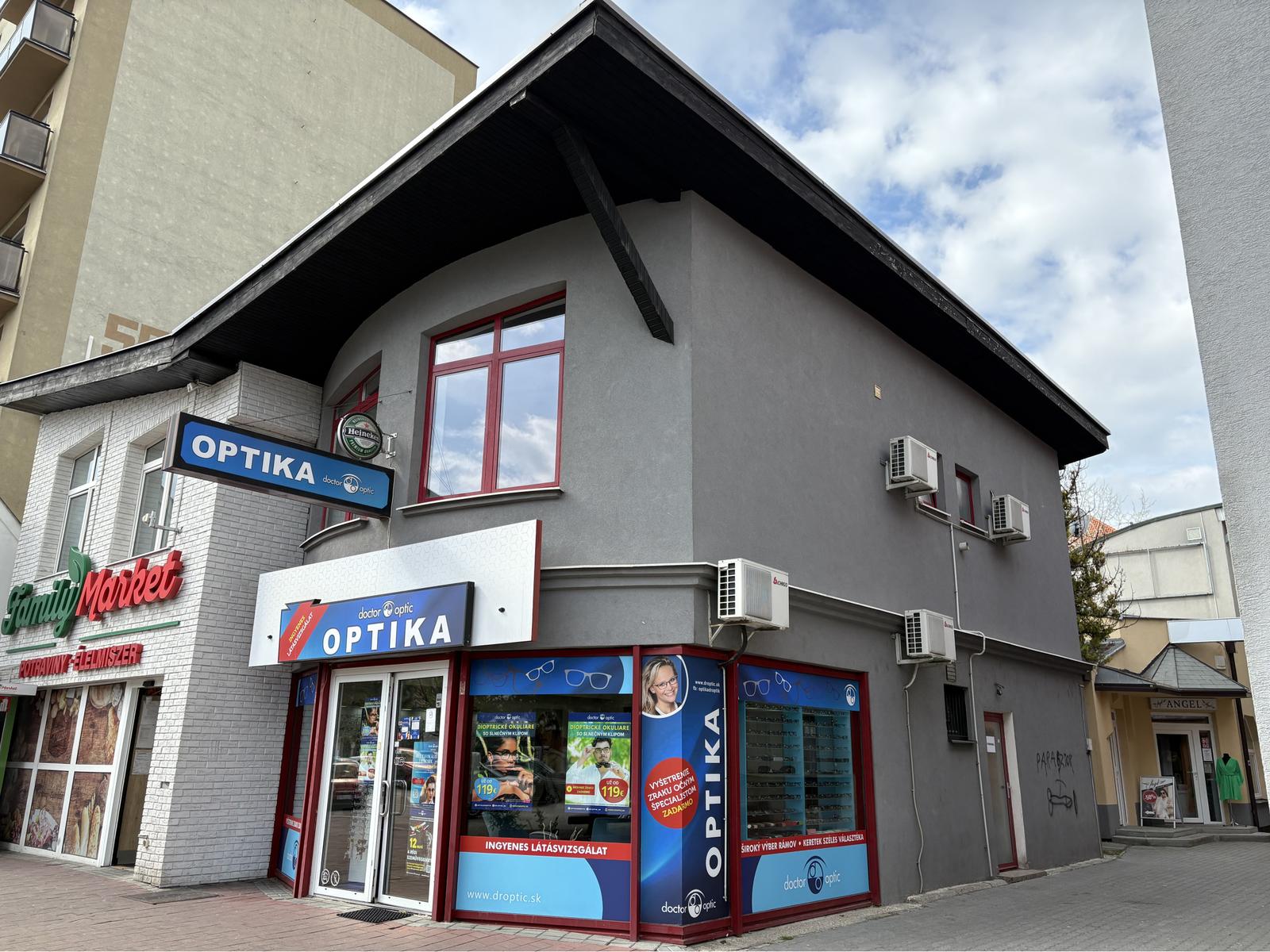 Prenájom nebytového priestoru na podnikateľské účely v CENTRE Dunajskej Stredy, úž. plocha 63 m2
