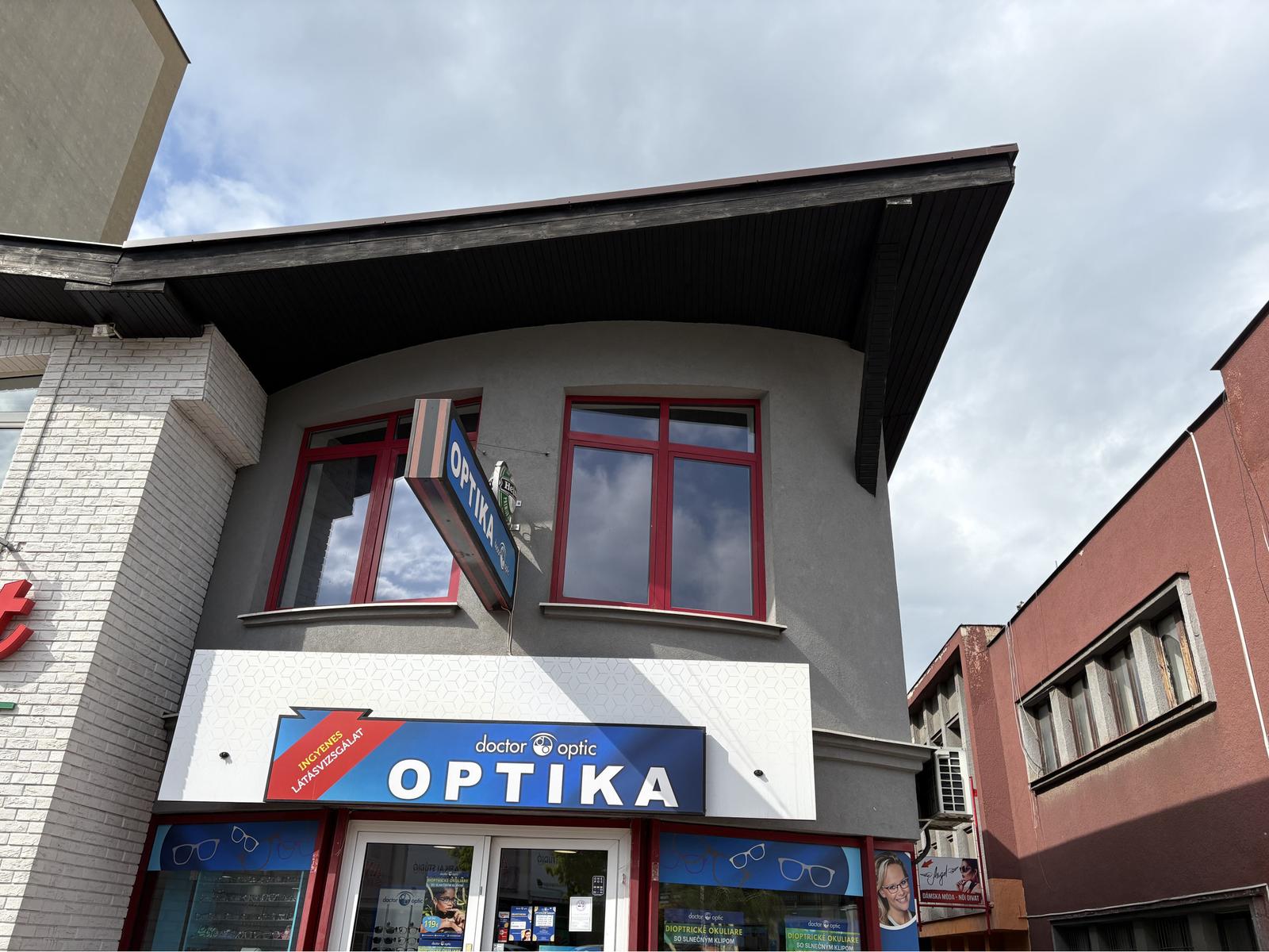 Prenájom nebytového priestoru na podnikateľské účely v CENTRE Dunajskej Stredy, úž. plocha 63 m2 – fotka 2