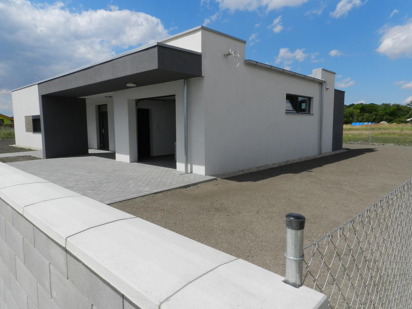 4. ETAPA!!! MODERNÁ NOVOSTAVBA - 3 izbový nízkoenergetický bungalov vysokej kvality s garážou