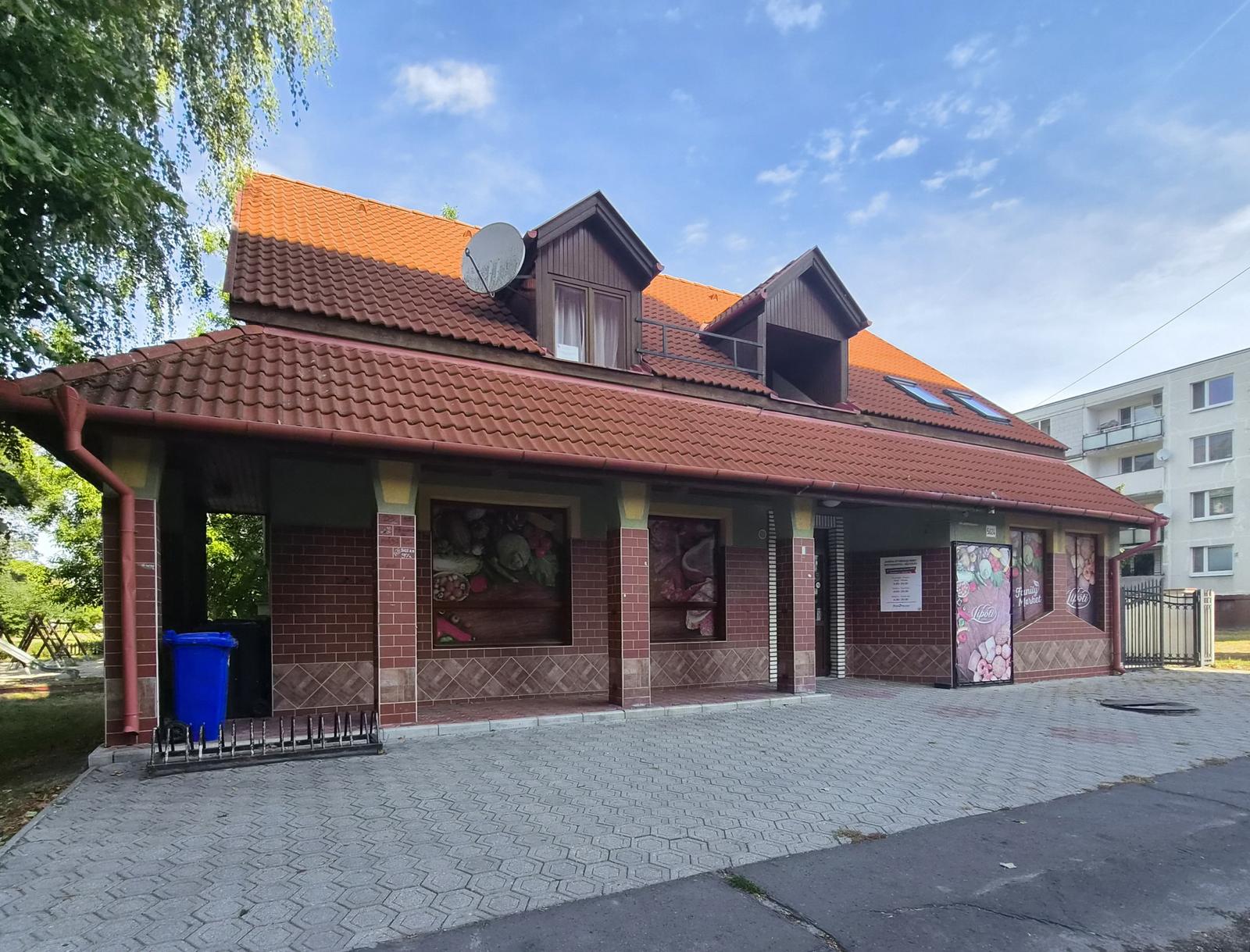 Na prenájom polyfunkčný objekt v DS