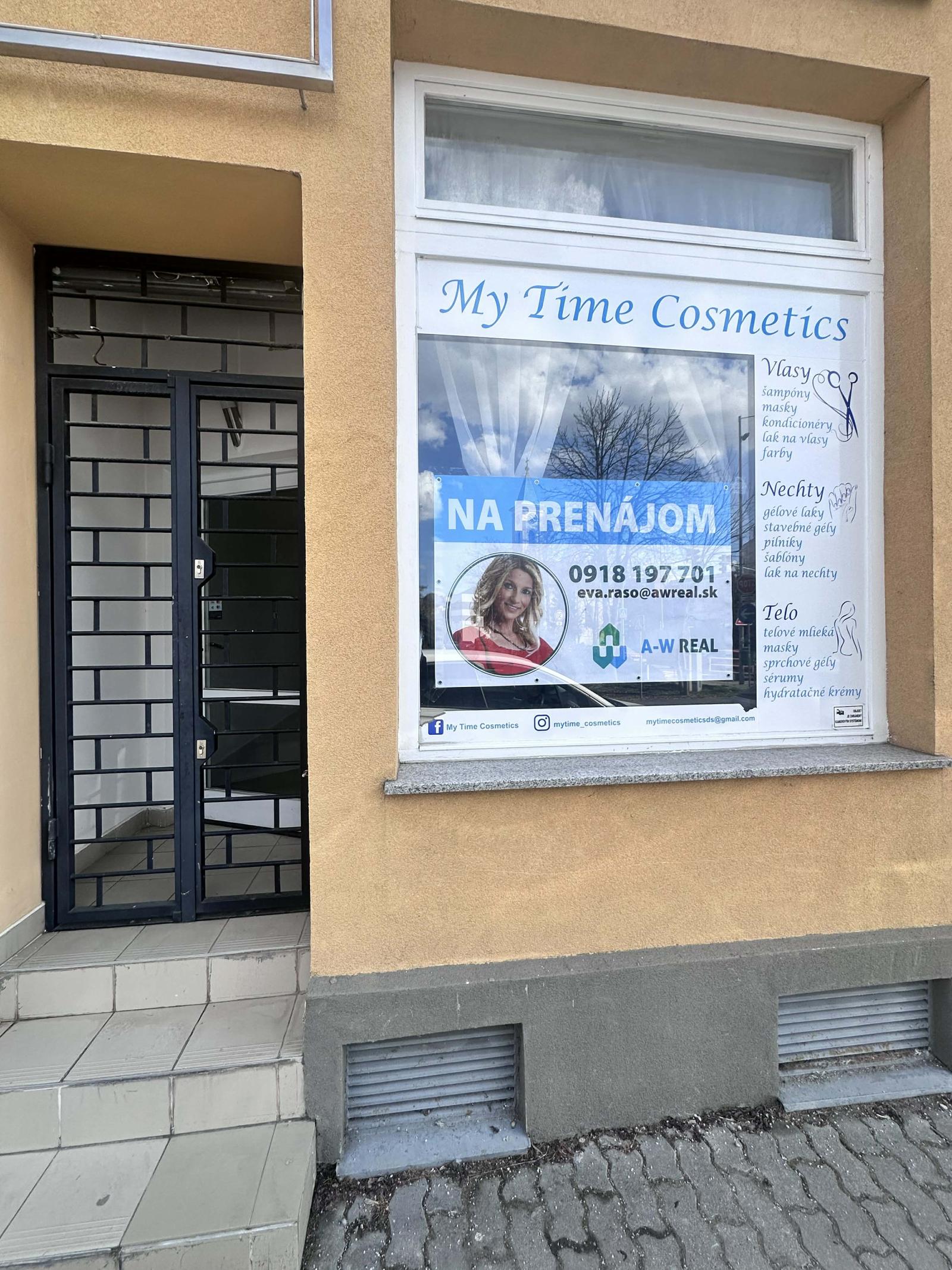 -Na prenájom obchodný priestor 30 m2 v centre mesta Dunajská Streda