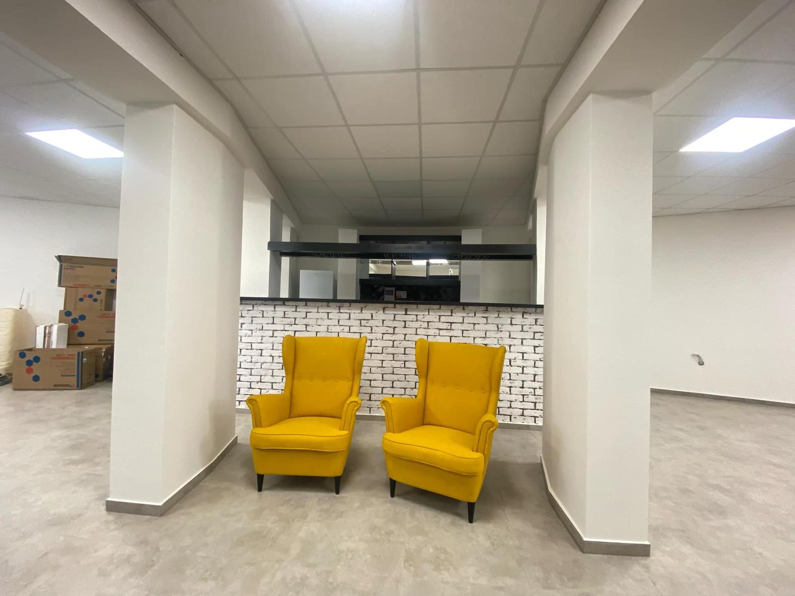Na prenájom väčší obchodný priestor 230 m² v suteréne v širšom centre mesta Dunajskej Stredy – fotka 2