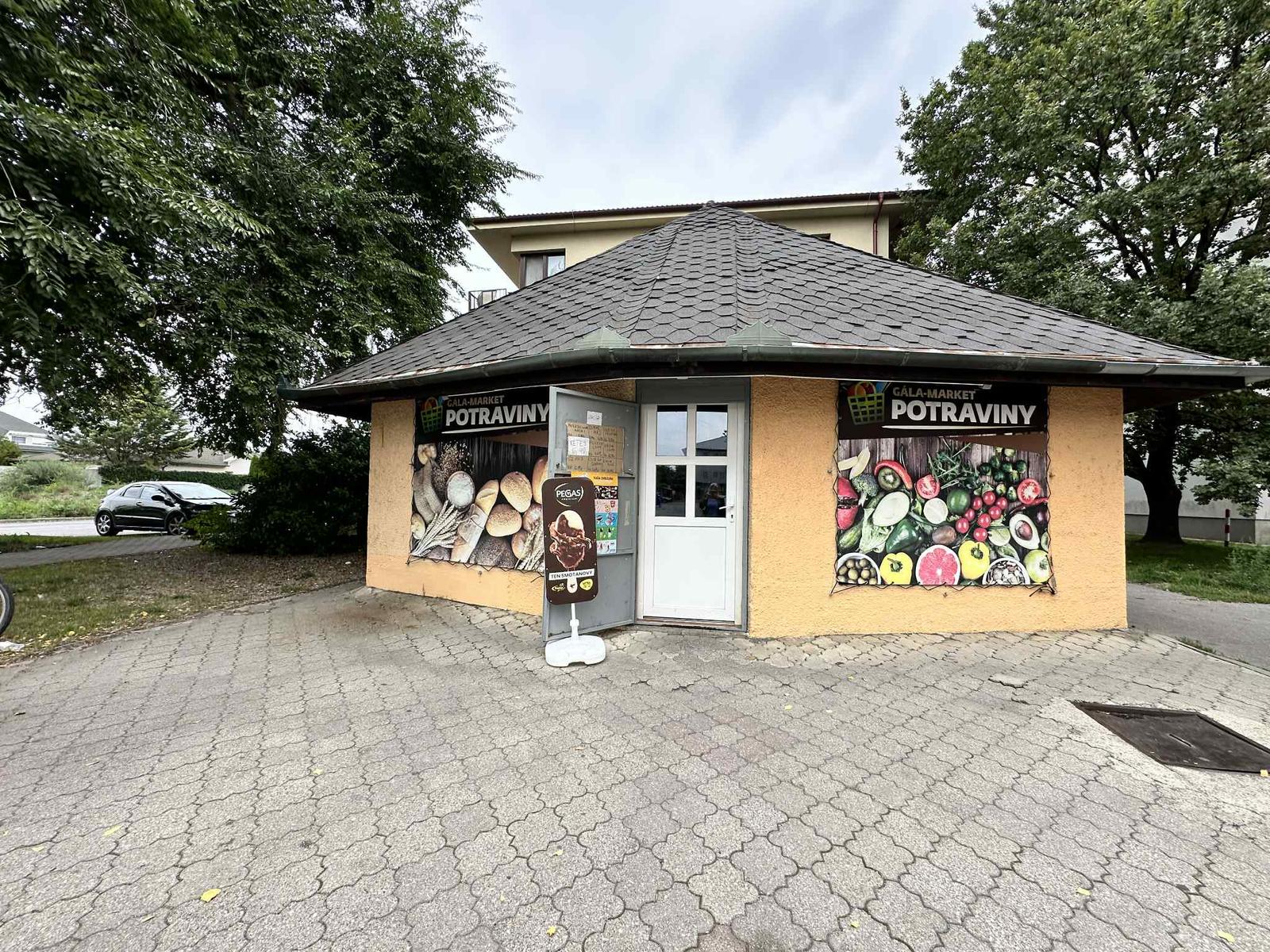 Znížená cena     Predaj – Obchodný priestor v Dunajskej Strede 100 000,- €