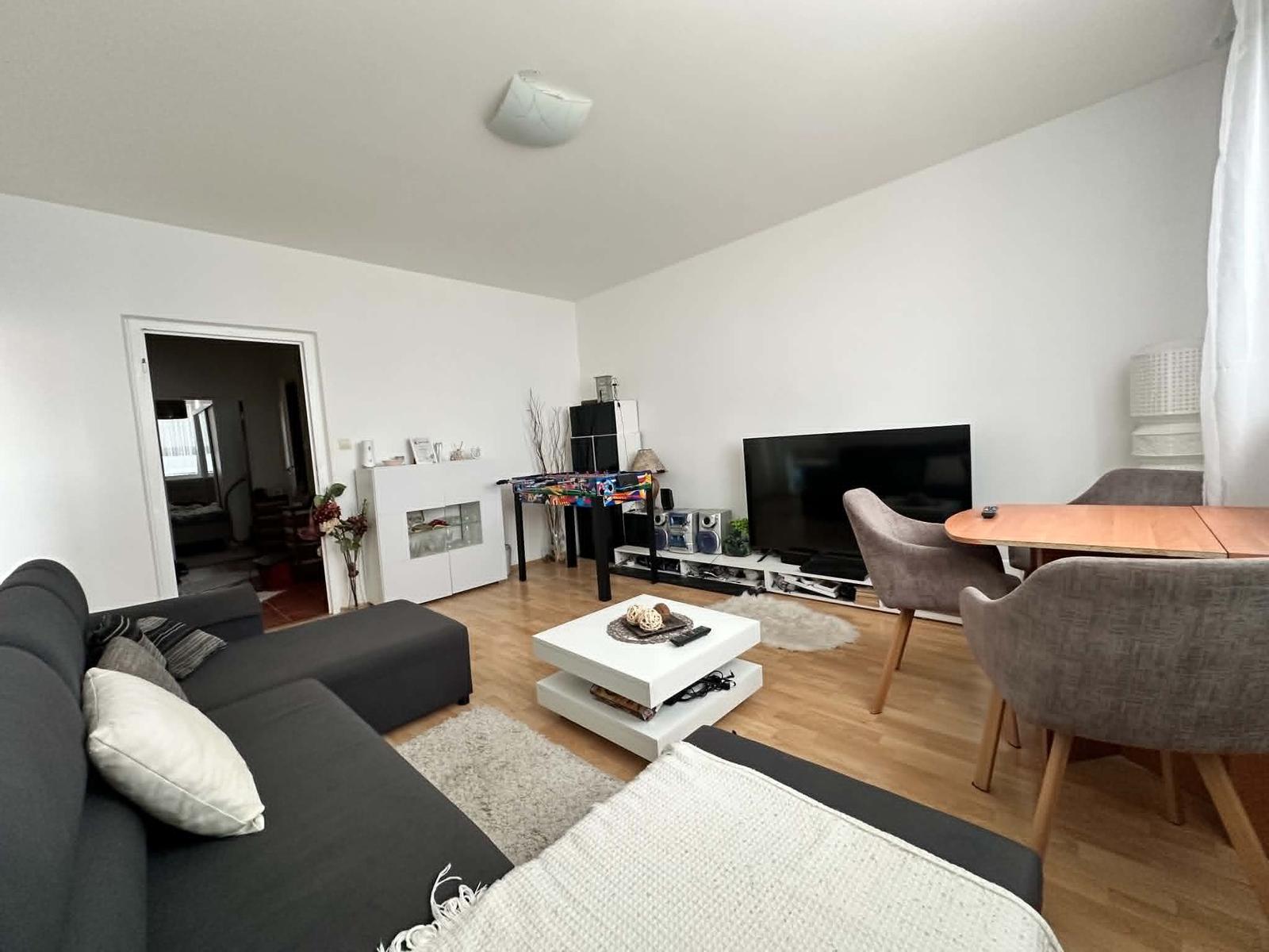 🏆 PREMIUM PONUKA: Slnečný 3-izbový byt s balkónom a 2 parkovacími miestami v Dunajskej Strede