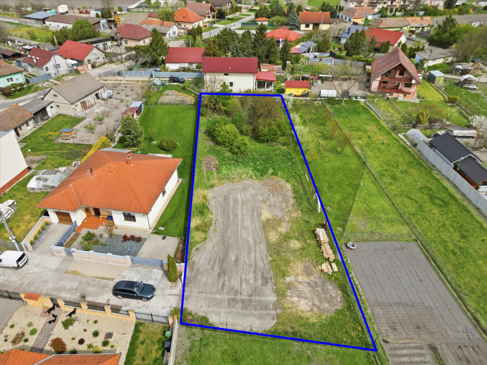 Na predaj stavebný pozemok v obci Horná Potôň – fotka 2
