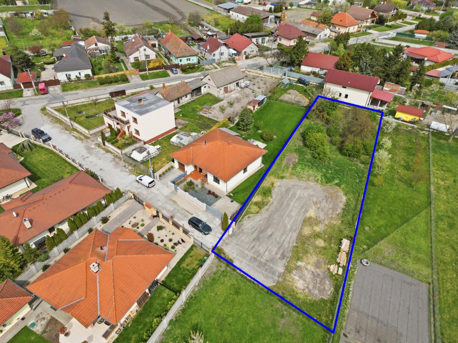 Na predaj stavebný pozemok v obci Horná Potôň