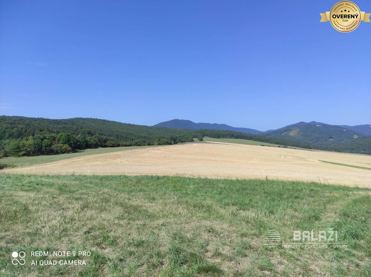 VALČA pozemok s výmerou 5800 m2,  okr. Martin