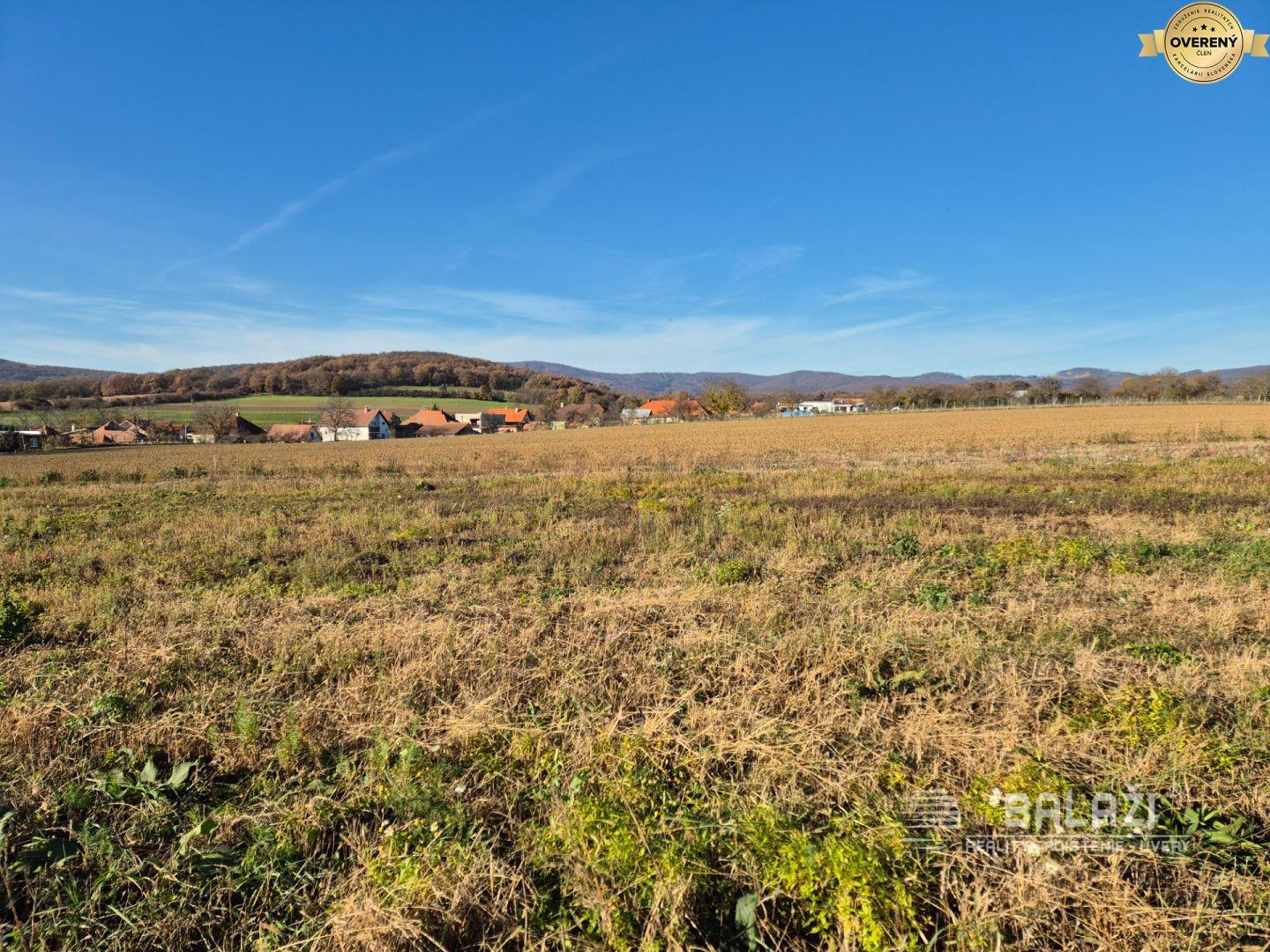 VELČICE - Stavebný pozemok, od 650 m2, okr. Zlaté Moravce – fotka 2