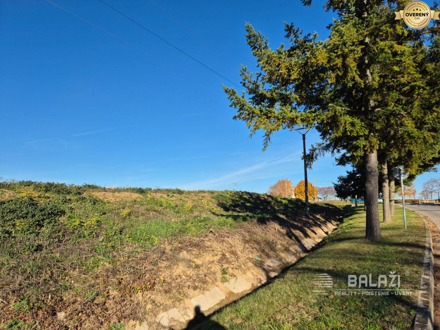 VELČICE - Stavebný pozemok, od 650 m2, okr. Zlaté Moravce