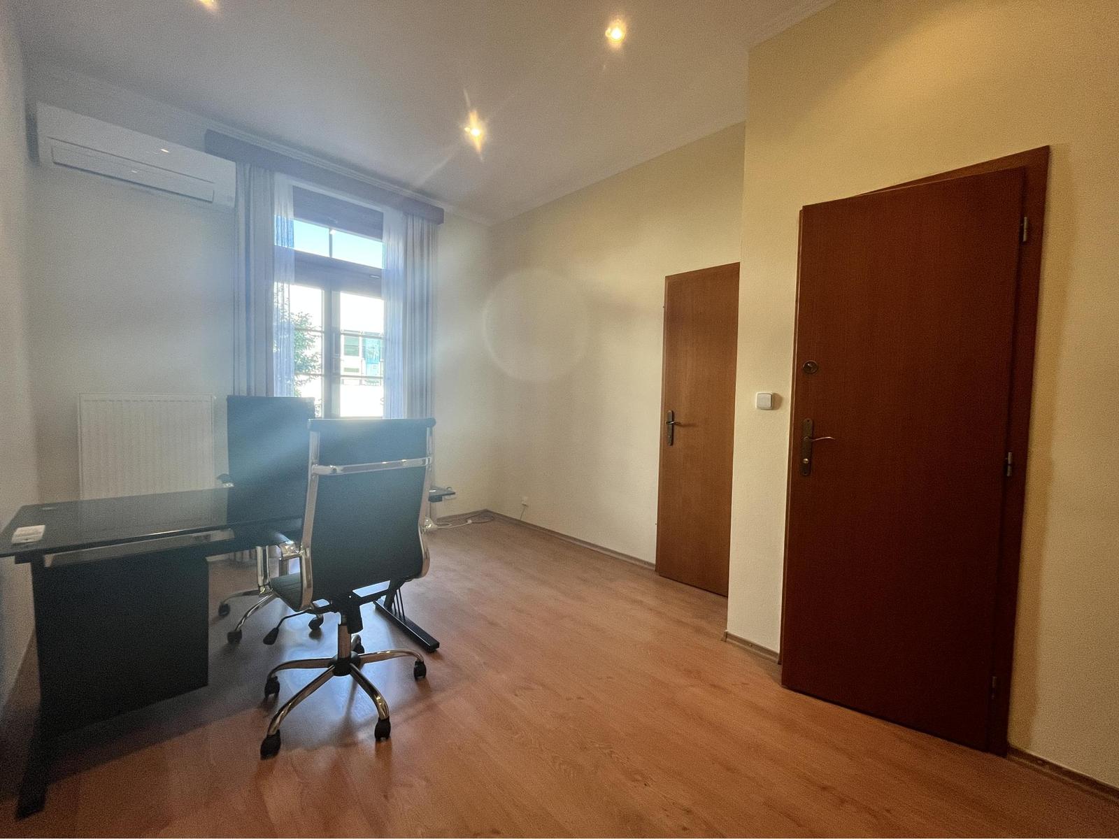 PRENÁJOM Kancelárske priestory, Piešťany - centrum – fotka 2