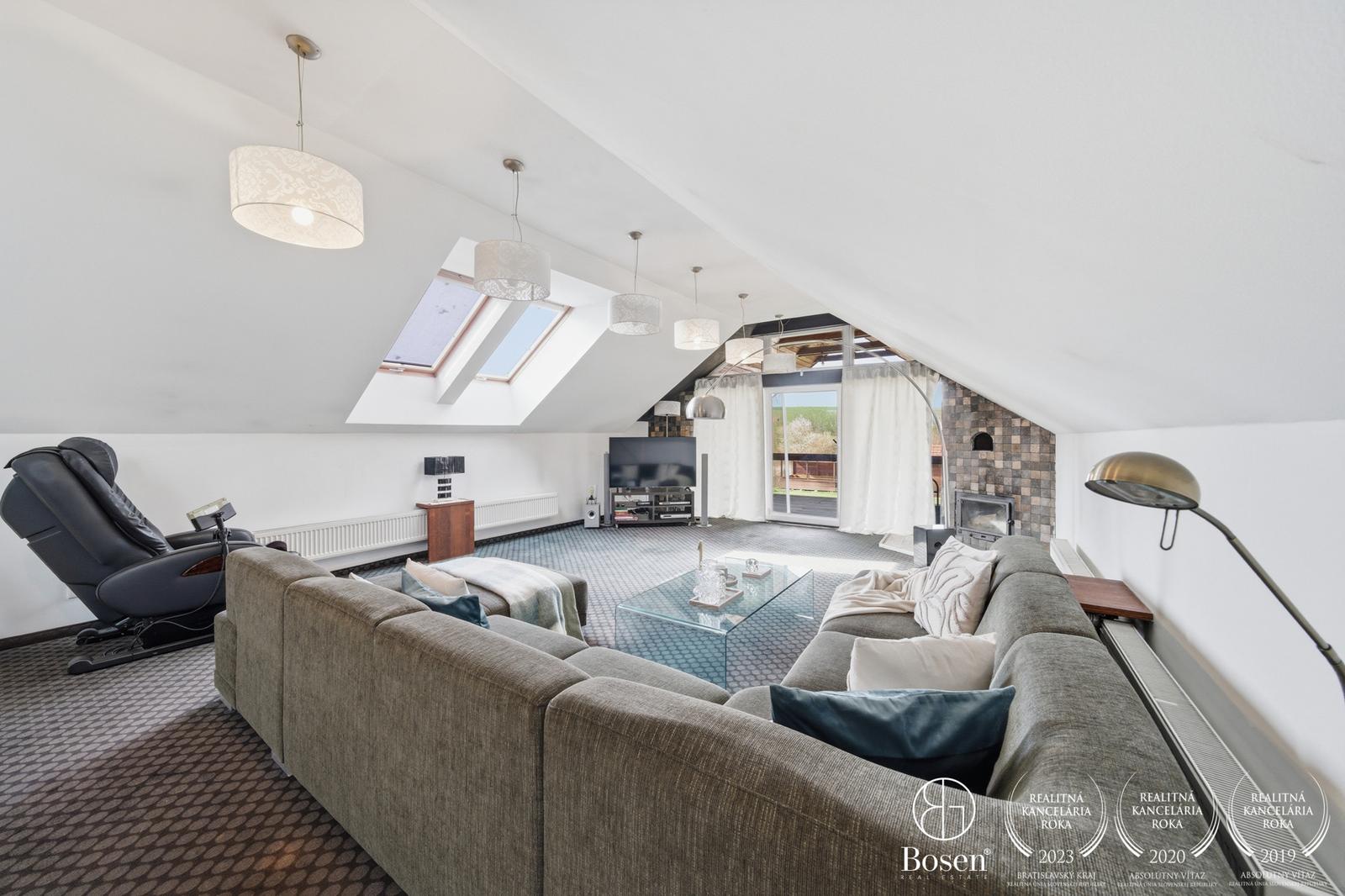 BOSEN | Rodinný dom s wellness a podnikateľským priestorom, Veľké Bielice, 521 m2