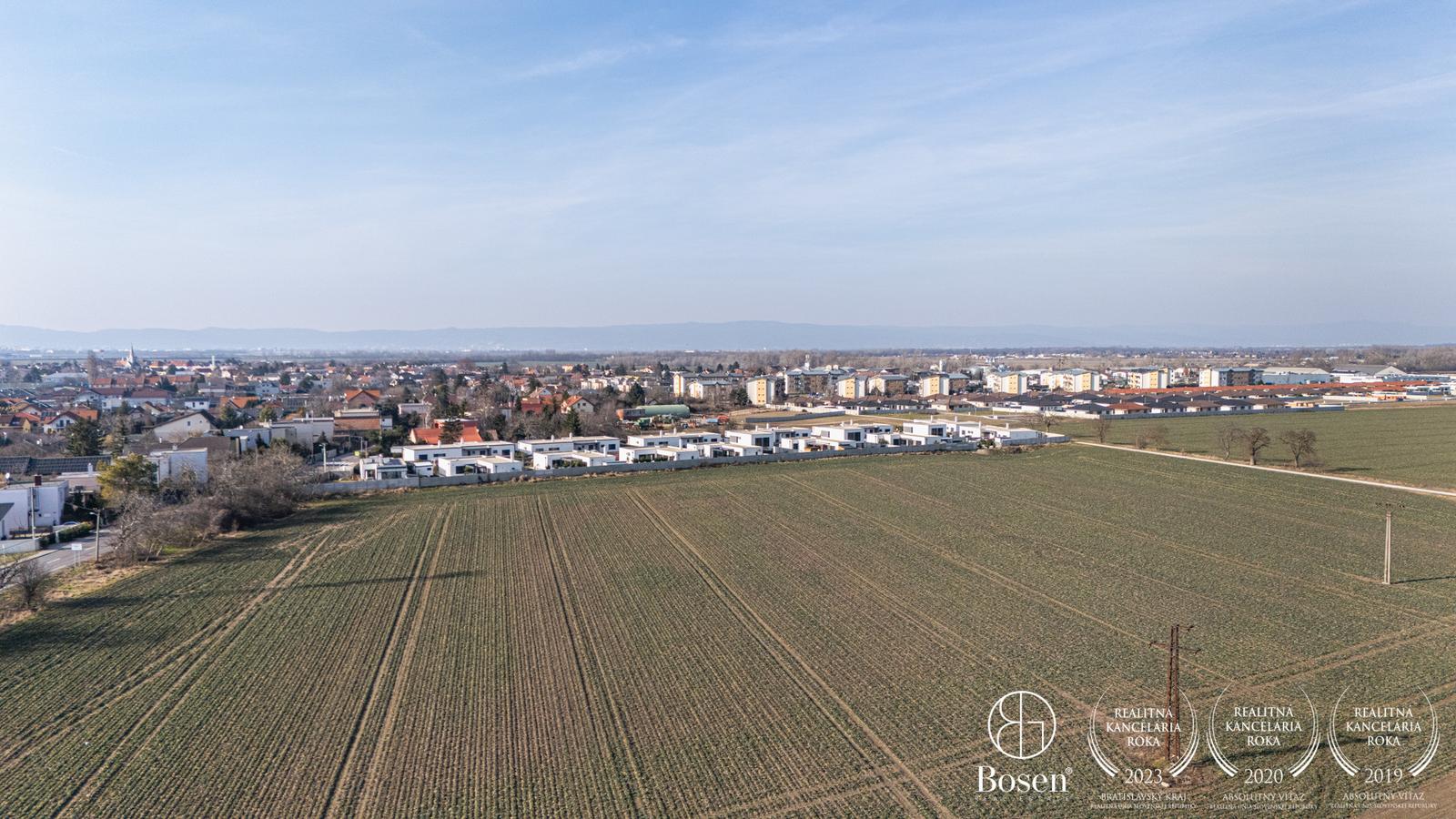 BOSEN | Pozemok určený na výstavbu rodinných domov – fotka 2