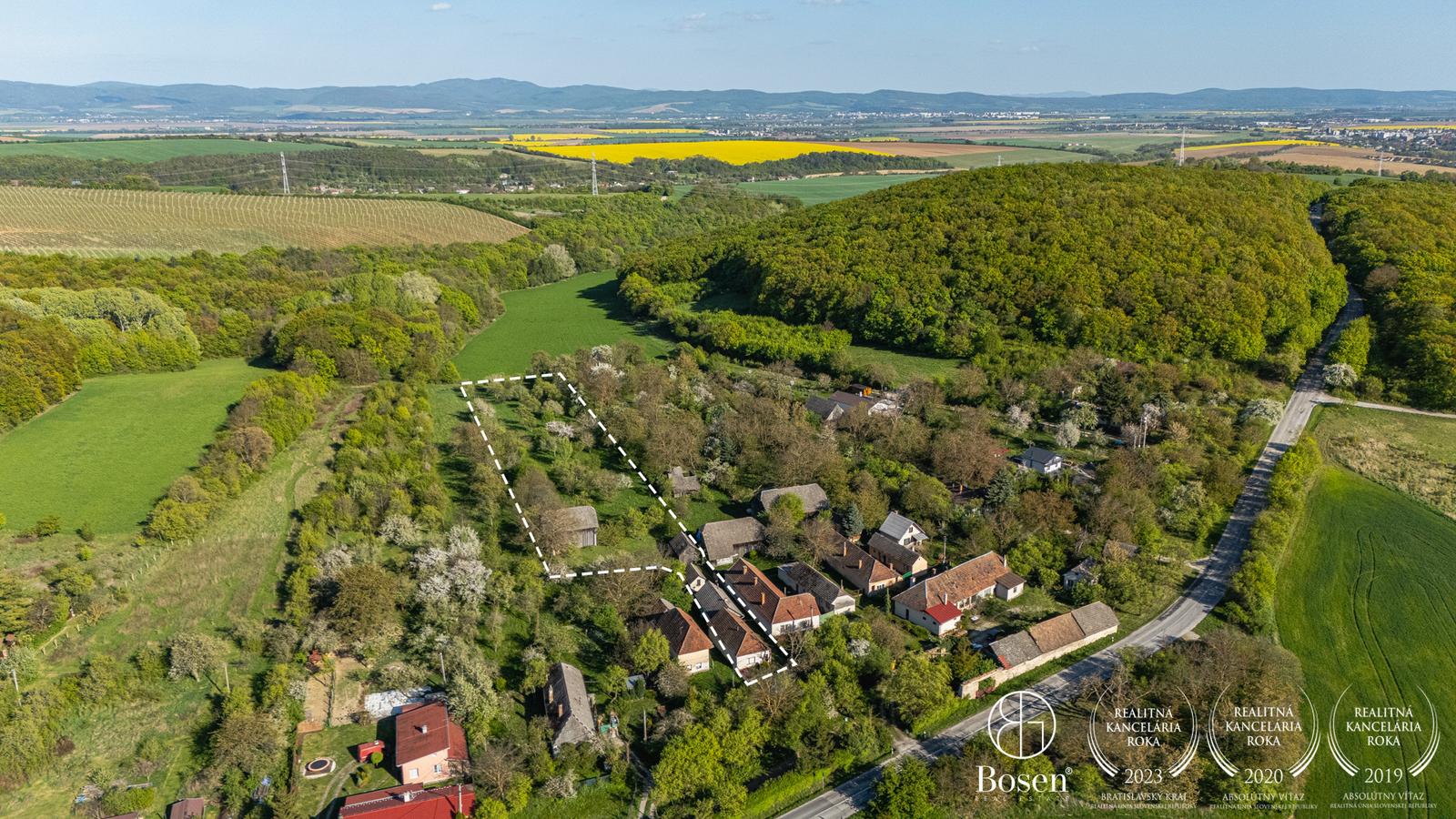 BOSEN | Stavebný pozemok s veľkou záhradou a sadom – Prašník, Grnča – fotka 2