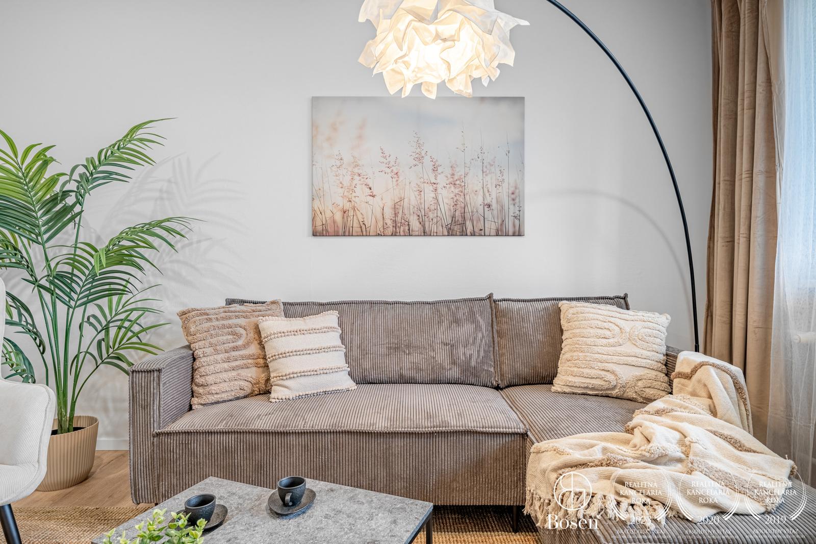 BOSEN | REZERVOVANÝ Moderný, kompletne zrekonštruovaný 4 izbový byt, 82 m², Medveďovej, Petržalka – fotka 2