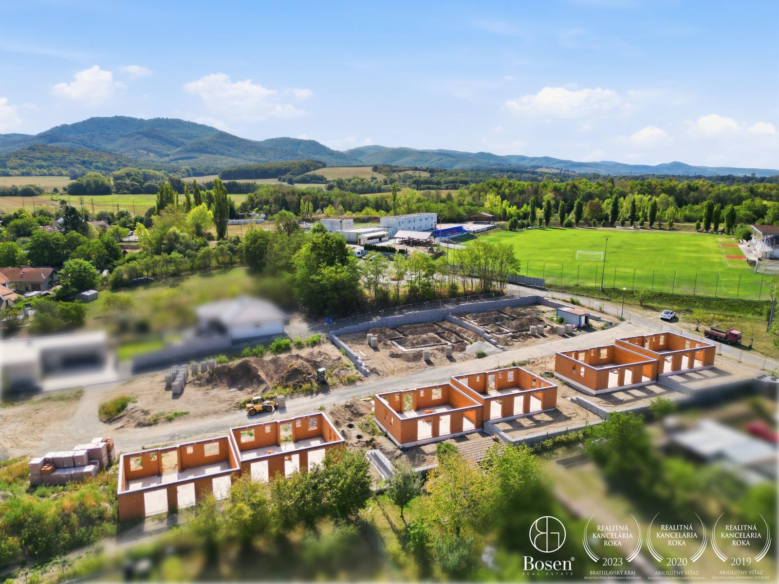 BOSEN| Novostavba 4 izbového RD súčasťou radovej výstavby, Rohožník