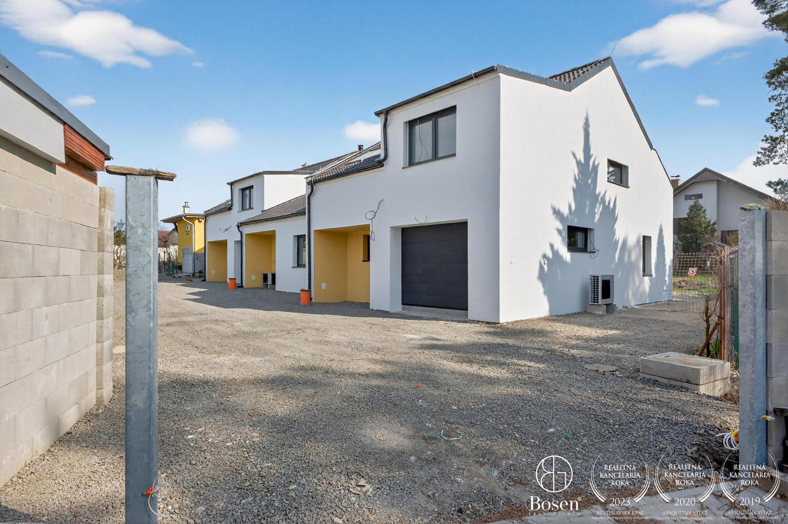 BOSEN | Novostavba 5 izbový dom s garážou, Kostolište