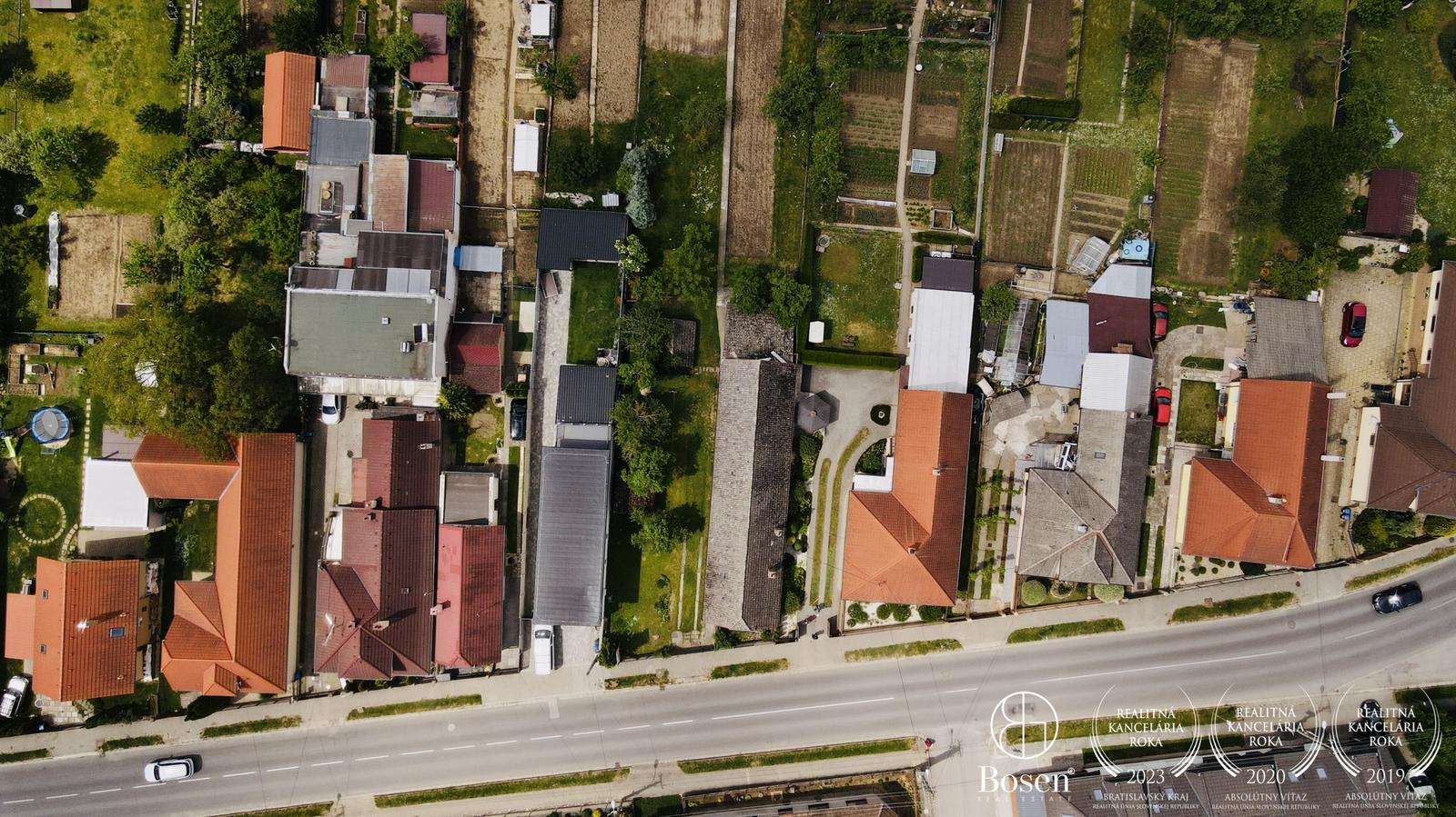 BOSEN | Rodinný dom s pozemkom 550m² - Trenčianska Turná – fotka 2