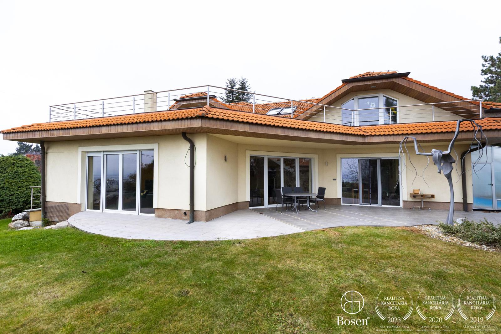 BOSEN | Nadštandardný 5i RD podľa Feng Shui, Turistická, Nitra - Zobor