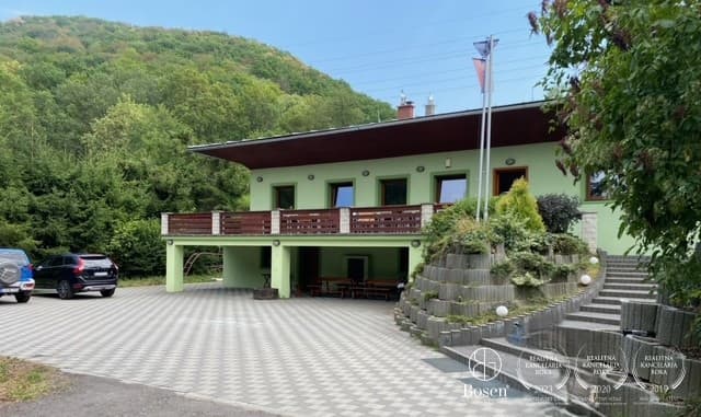 LOYALTERS | Predaj rekreačného domu s veľkým pozemkom, Zvolen – Červený Medokýš