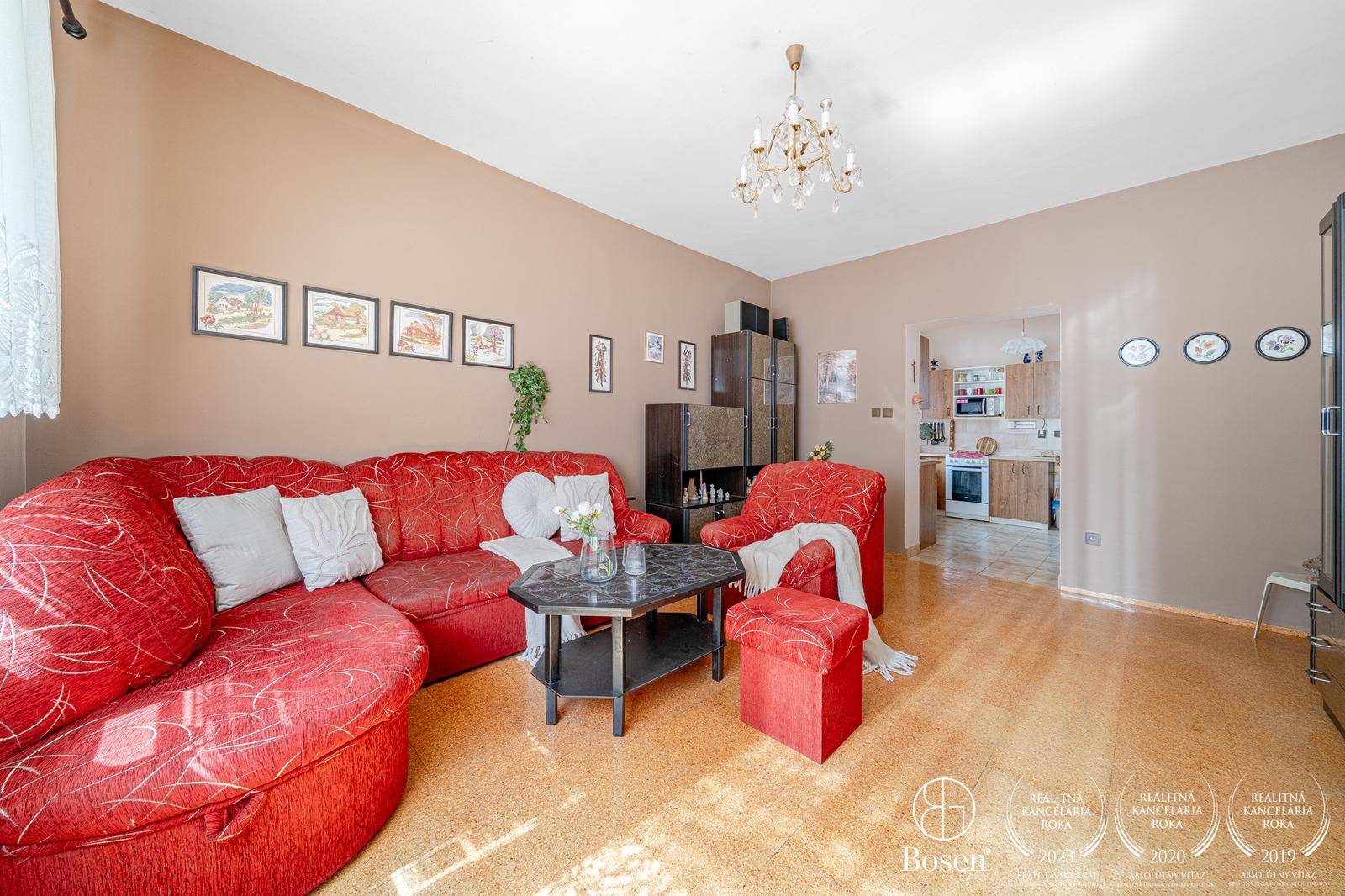 BOSEN | 4 izbový rodinný dom s pozemkom 869 m², Senica