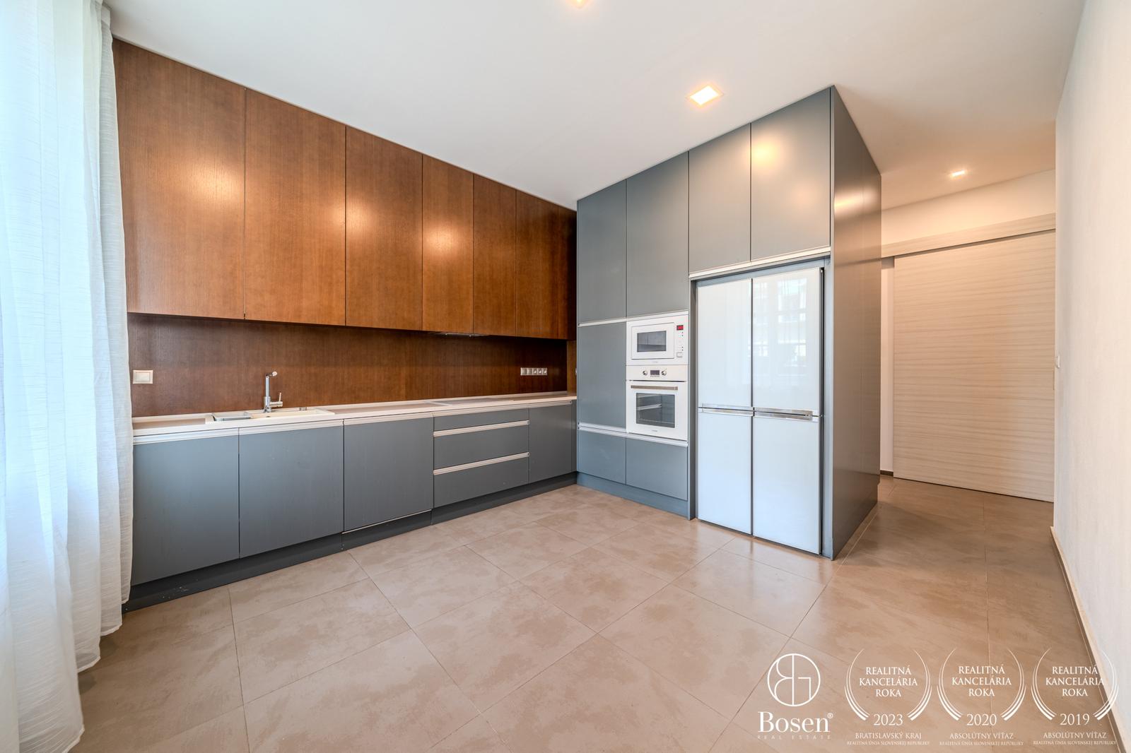 BOSEN | Nadštandardný 4-izbový byt, Gorkého - Palác Motešických