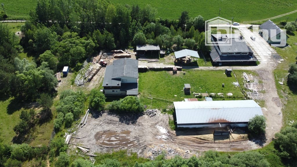 Veľký priemyselný areál na Dubovom, okres Turčianske Teplice na predaj.
