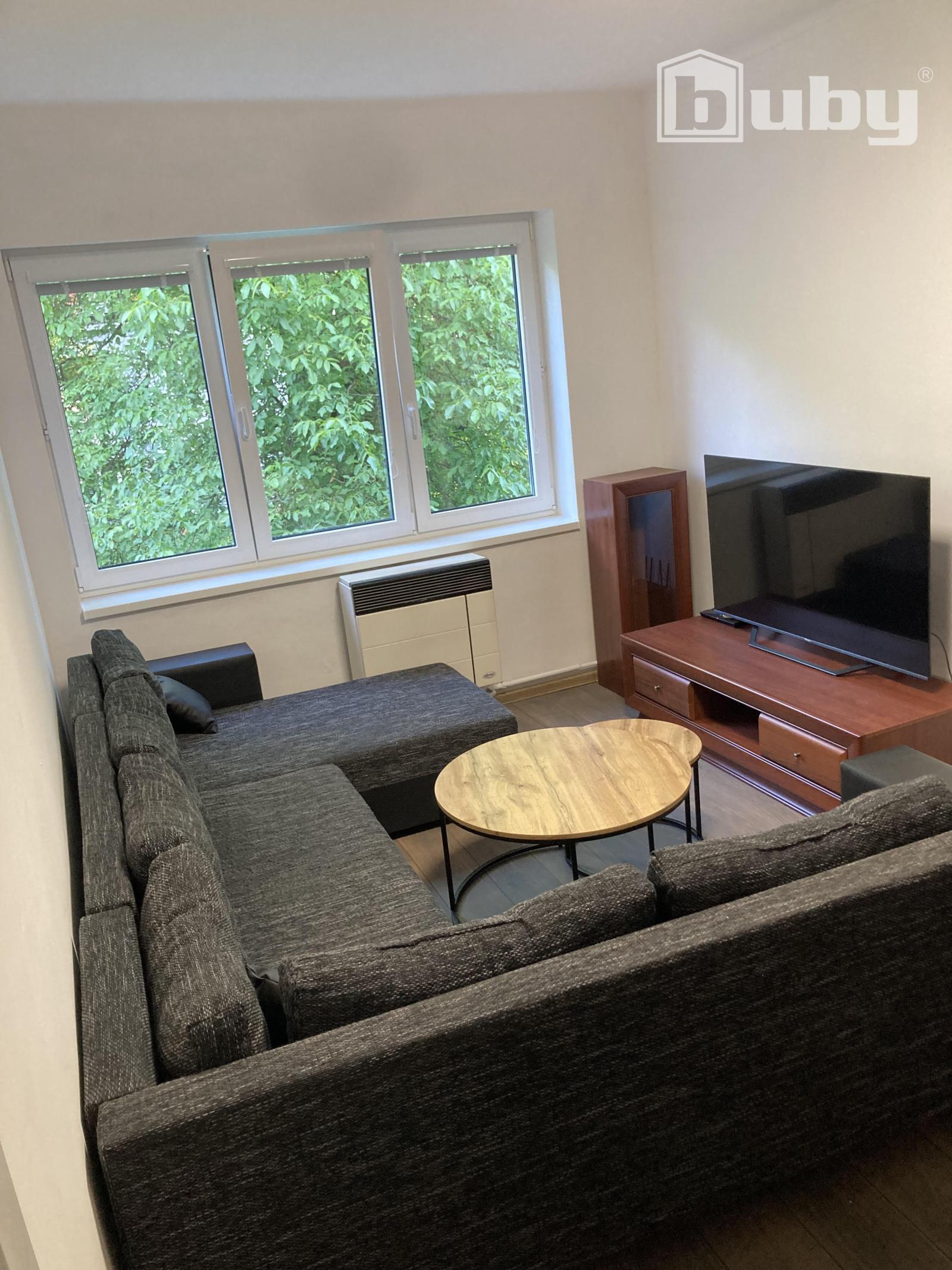 PRENÁJOM-MODERNÝ,ZARIADENÝ 2 IZB.BYT,ul.MIEROVÁ POV.BYSTRICA – fotka 2