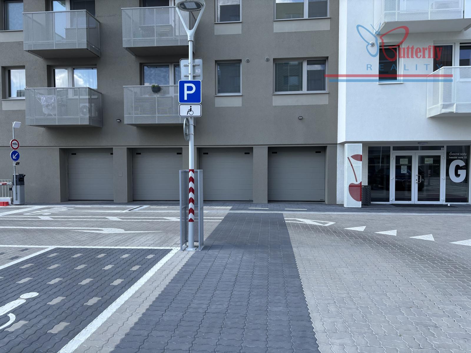 Na predaj samostatná uzatvárateľná garáž – Ovocné sady, Ružinov (Trnávka) – fotka 2
