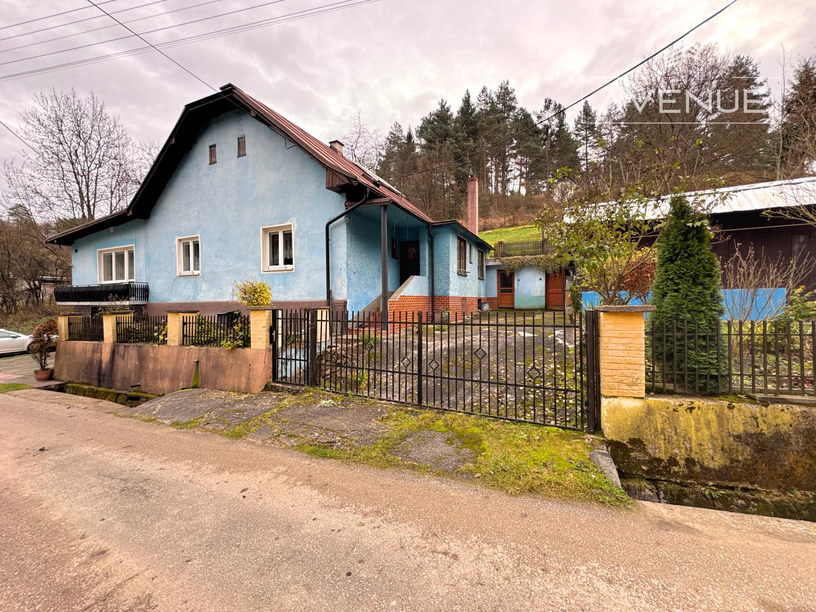 Piata Avenue | Rodinný dom s veľkorysým priestorom - Paština Závada – fotka 2