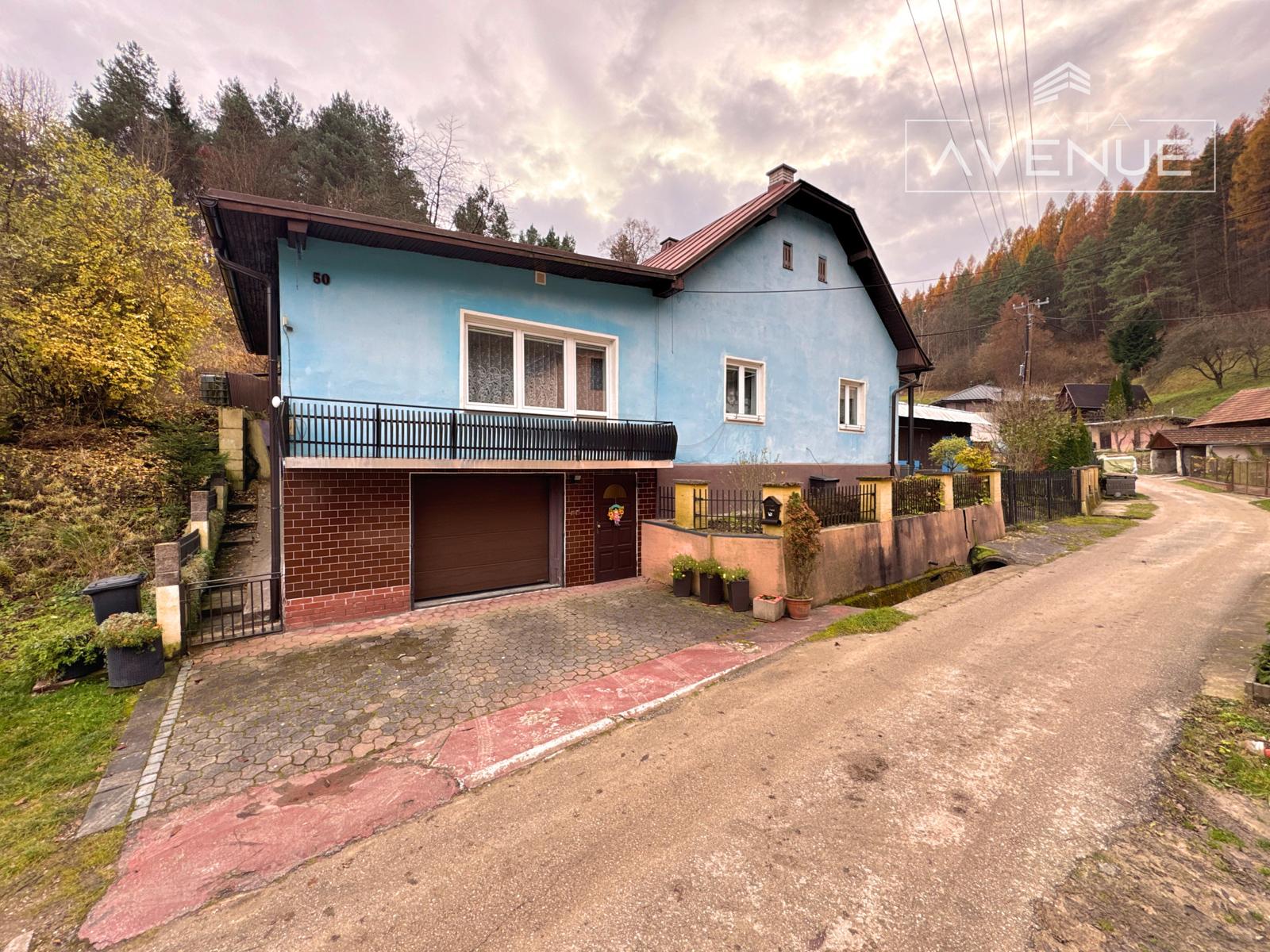 Piata Avenue | Rodinný dom s veľkorysým priestorom - Paština Závada