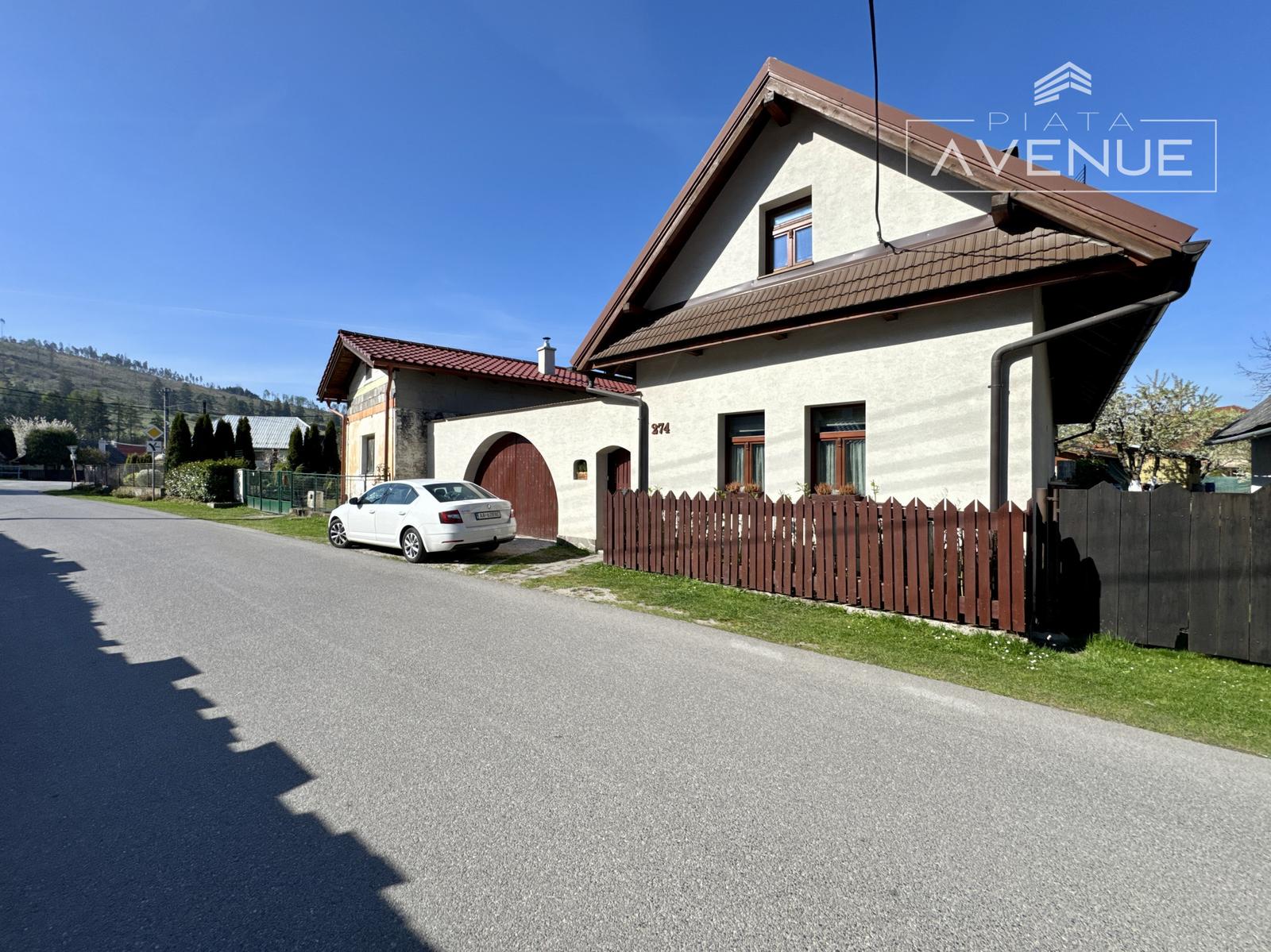 Piata Avenue | Rodinný dom Blatnica – 200 m², 15 min. od Martina