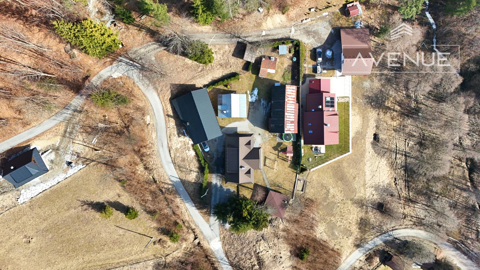 Piata Avenue | Investičný areál s výhľadom na malý rozsutec – fotka 2