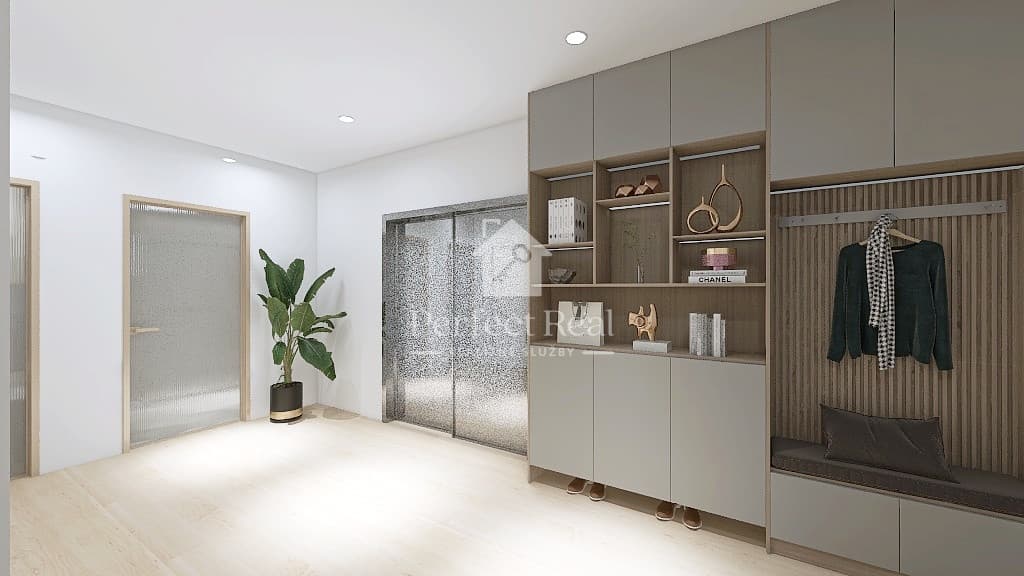 Predaj priestranný byt 130m² + terasa 40m²   s veľkým potenciálom!!!