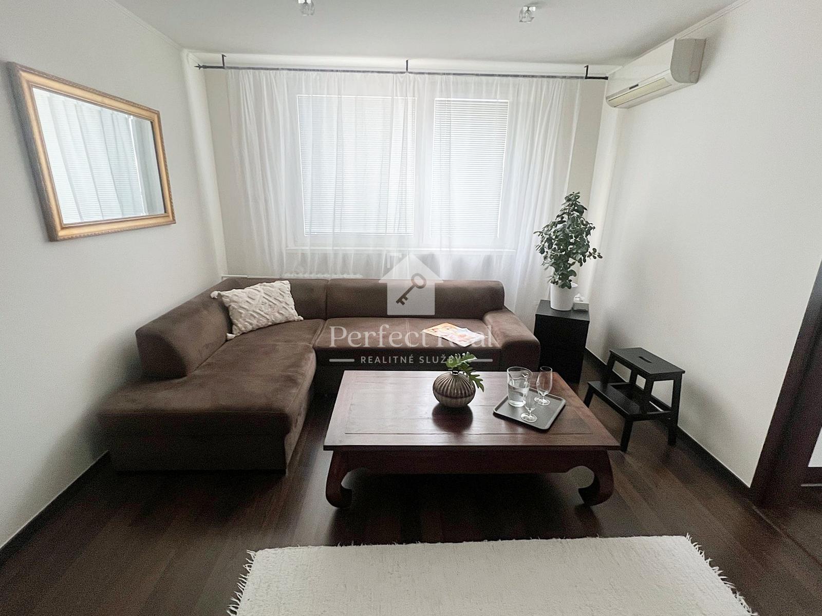 Krásny Luxusný moderný byt na prenájom – fotka 2