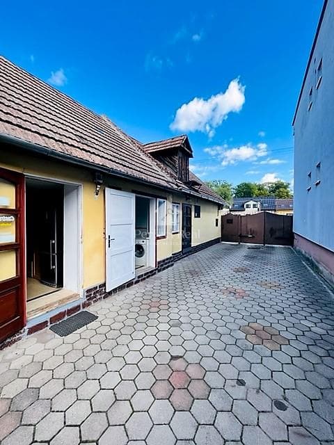 Na prenájom nebytovy priestor 20m2 na Kupeckého ulici v Pezinku. – fotka 2
