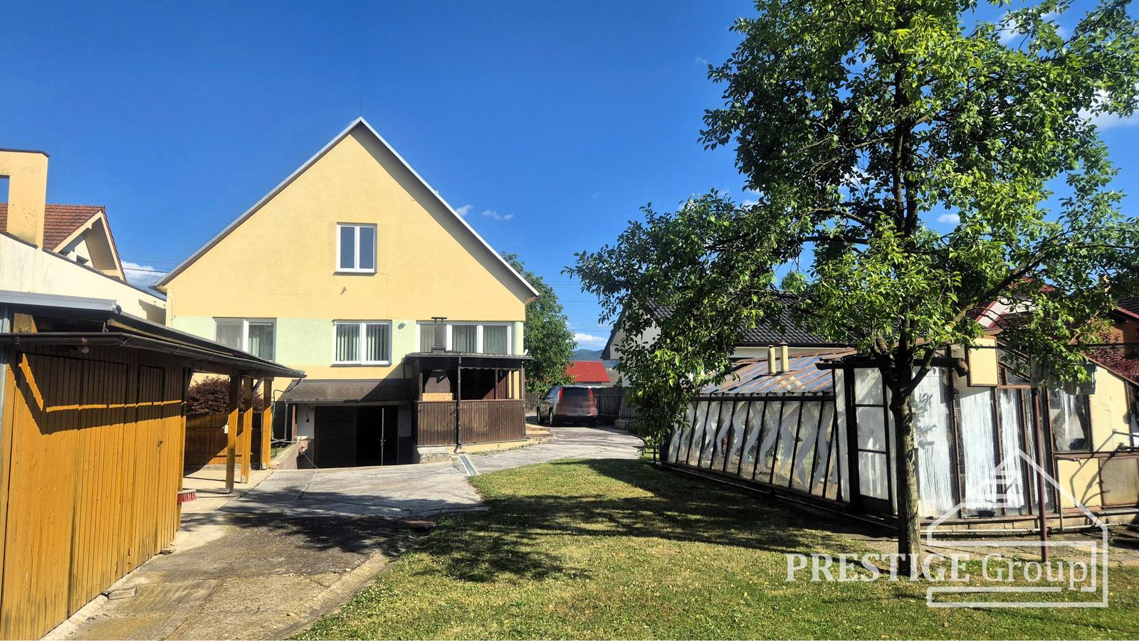 Rodinný dom s veľkým pozemkom – Dulov (okres Ilava)