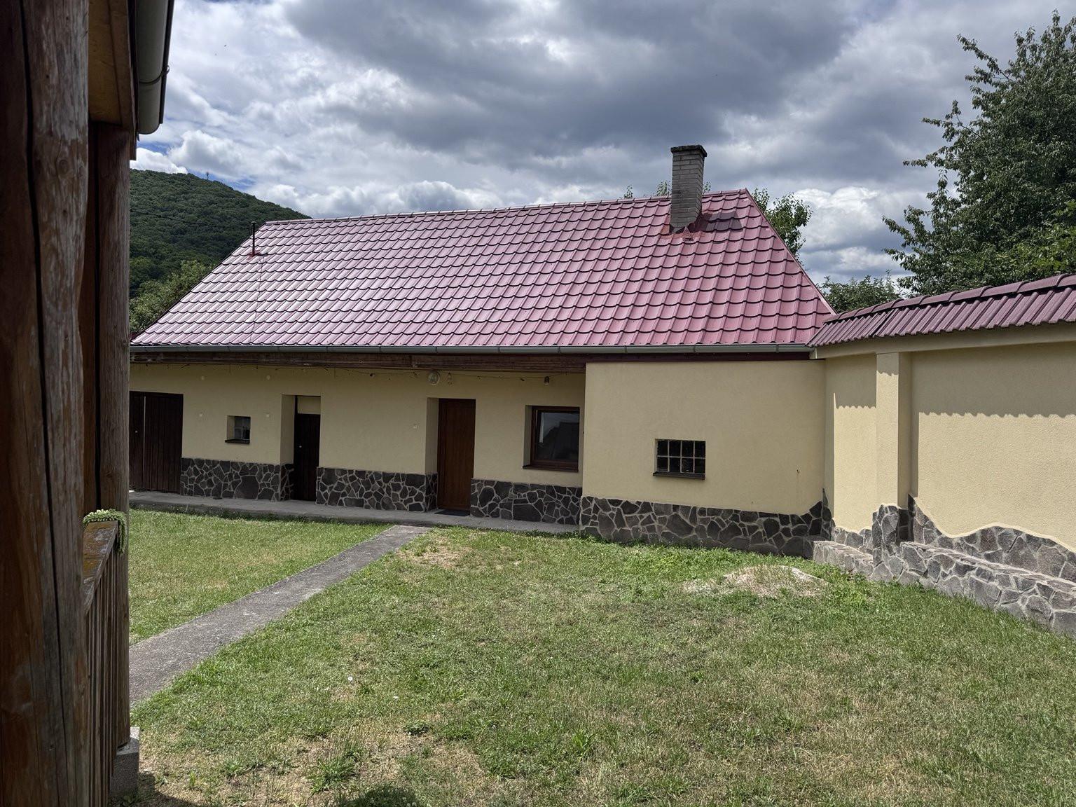 Predaj - Prašník rodinný dom-chalupa,  2721m2, okres Piešťany – fotka 2
