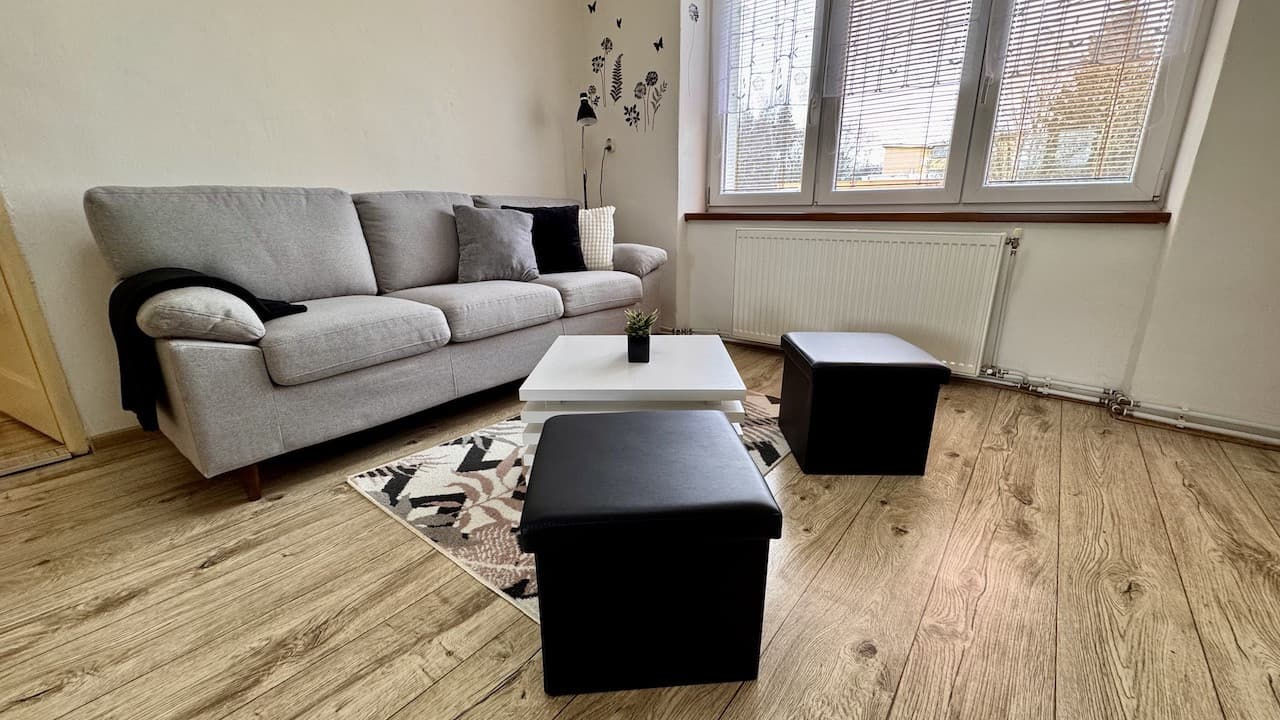 Útulný 2 izbový byt s balkónom na prenájom v širšom centre Popradu