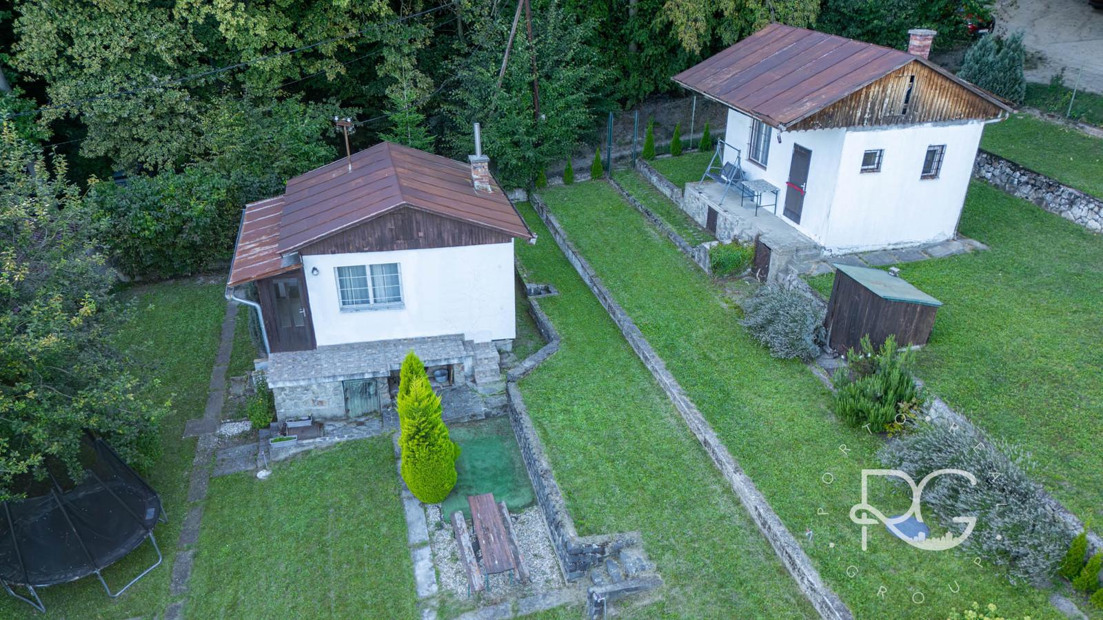 Pozemok s rekreačnou chatou a krásnym výhľadom v lukratívnej časti Bratislava III - AHOJ