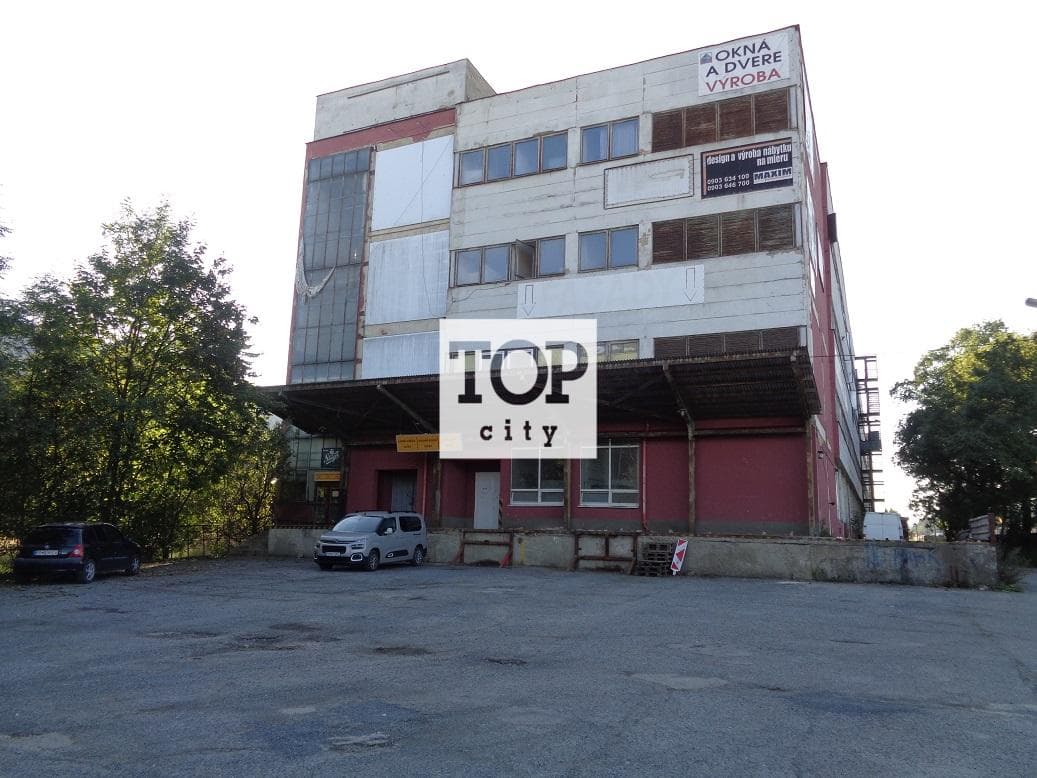 Prenájom Svit ,sklad - výrobná hala 436 m2.