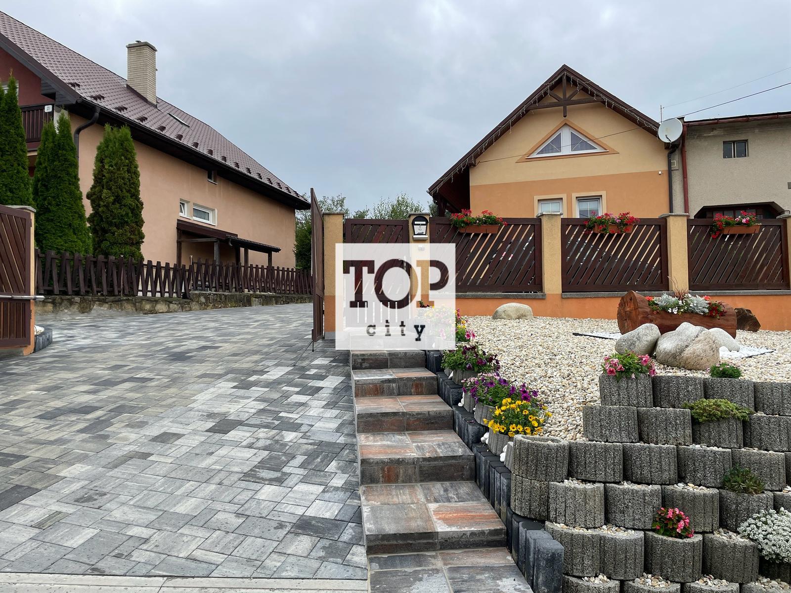 EXKLUZÍVNE NA PREDAJ RODINNÝ DOM V ŽAKOVCIACH