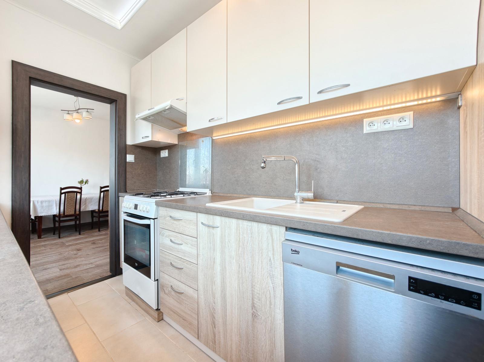 4-izbový byt 82 m² + lodžia  | Košice – Terasa, Sokolovská – fotka 2