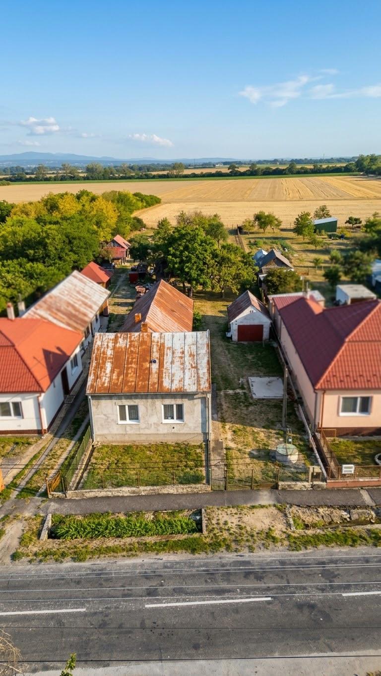 REZERVOVANE !!! RODINNÝ DOM S POZEMKOM – VEĽKÉ REVIŠTIA