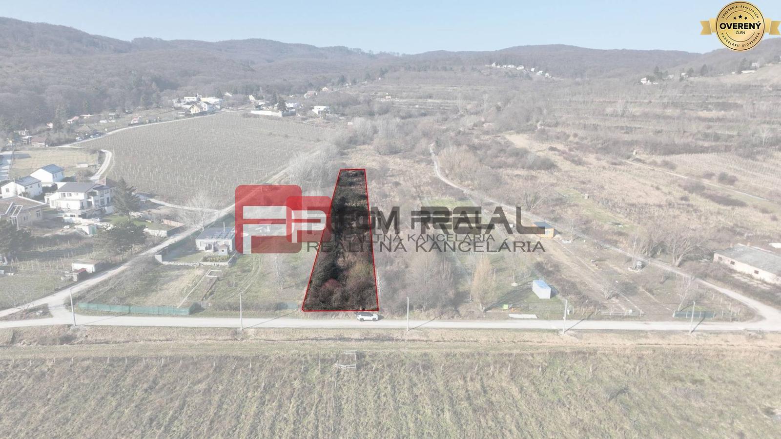 Krasňany - pozemok s investičným potenciálom – fotka 2