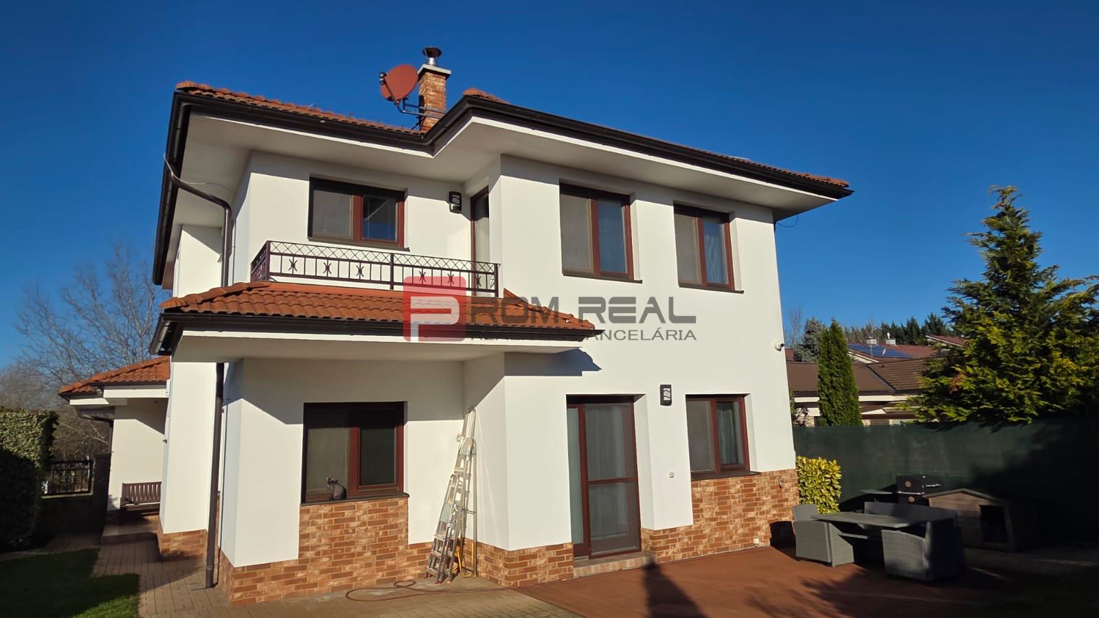 PRENÁJOM 5-izbový  RD 140 m2 Záhorská Bystrica