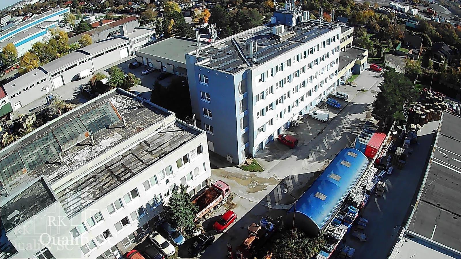 NA PREDAJ – skladový objekt s ubytovňou a kanceláriami v Bratislave III – fotka 2