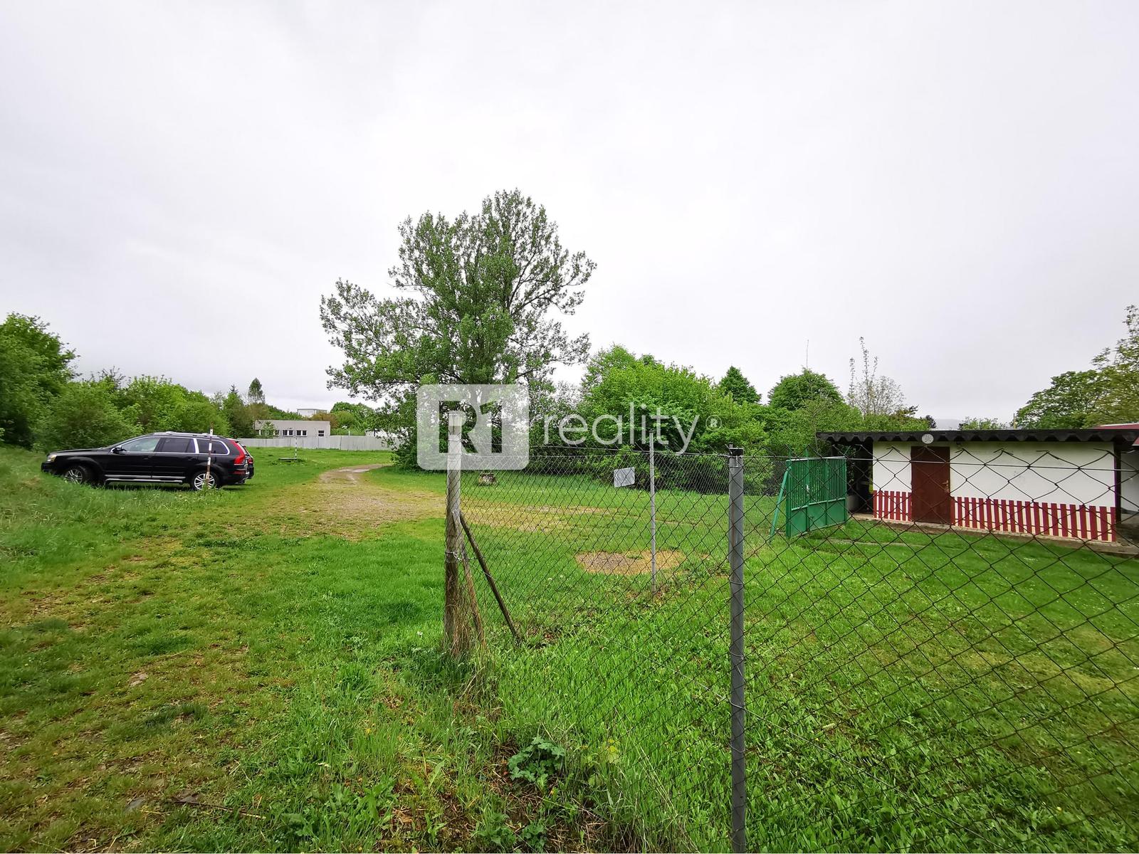 Pozemok /4388 m2 / Dubnica nad Váhom – fotka 2