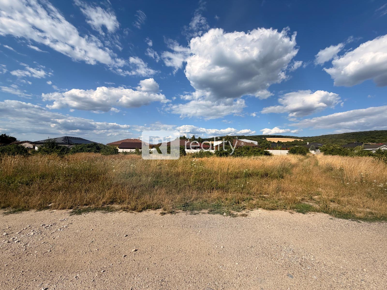 Zaujímavý pozemok o veľkosti 662 m2 / Sokolovce