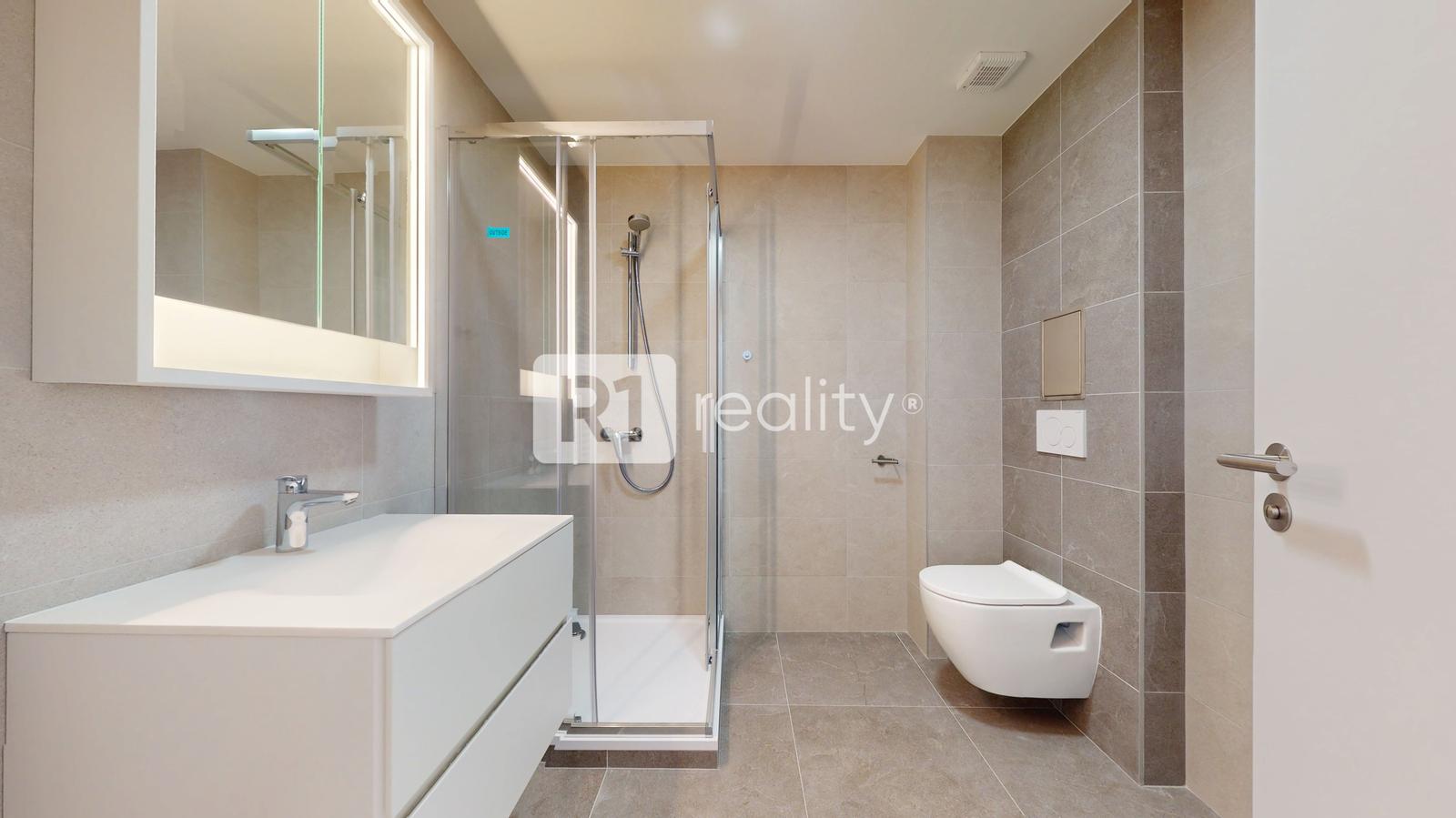Pekný 2 izbový byt 53,2 m2 +2 x balkón, Piešťany-centrum